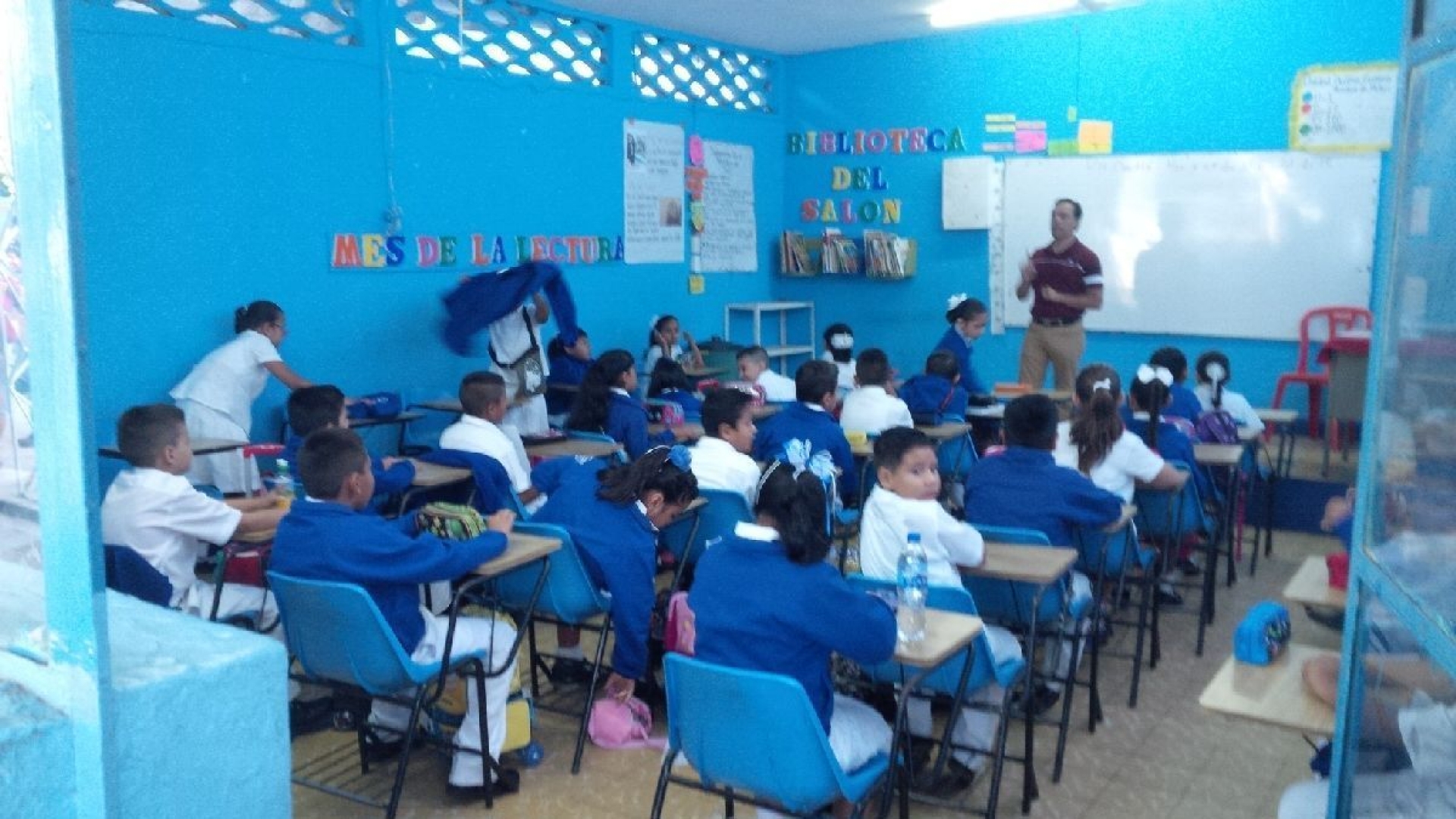Sí habrá dinero para Escuelas de Tiempo Completo