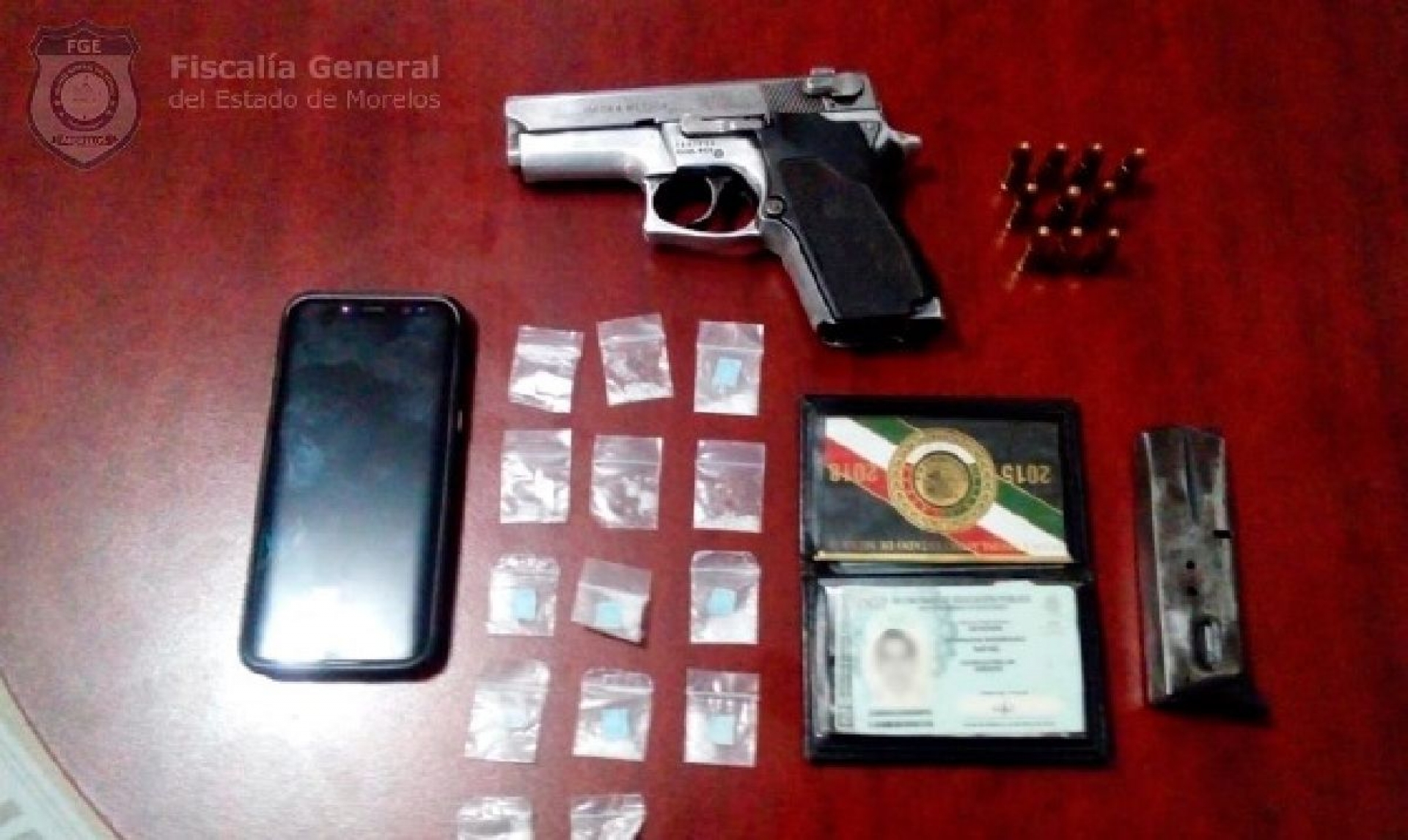 Arrestan a un individuo presuntamente armado y con “cristal”