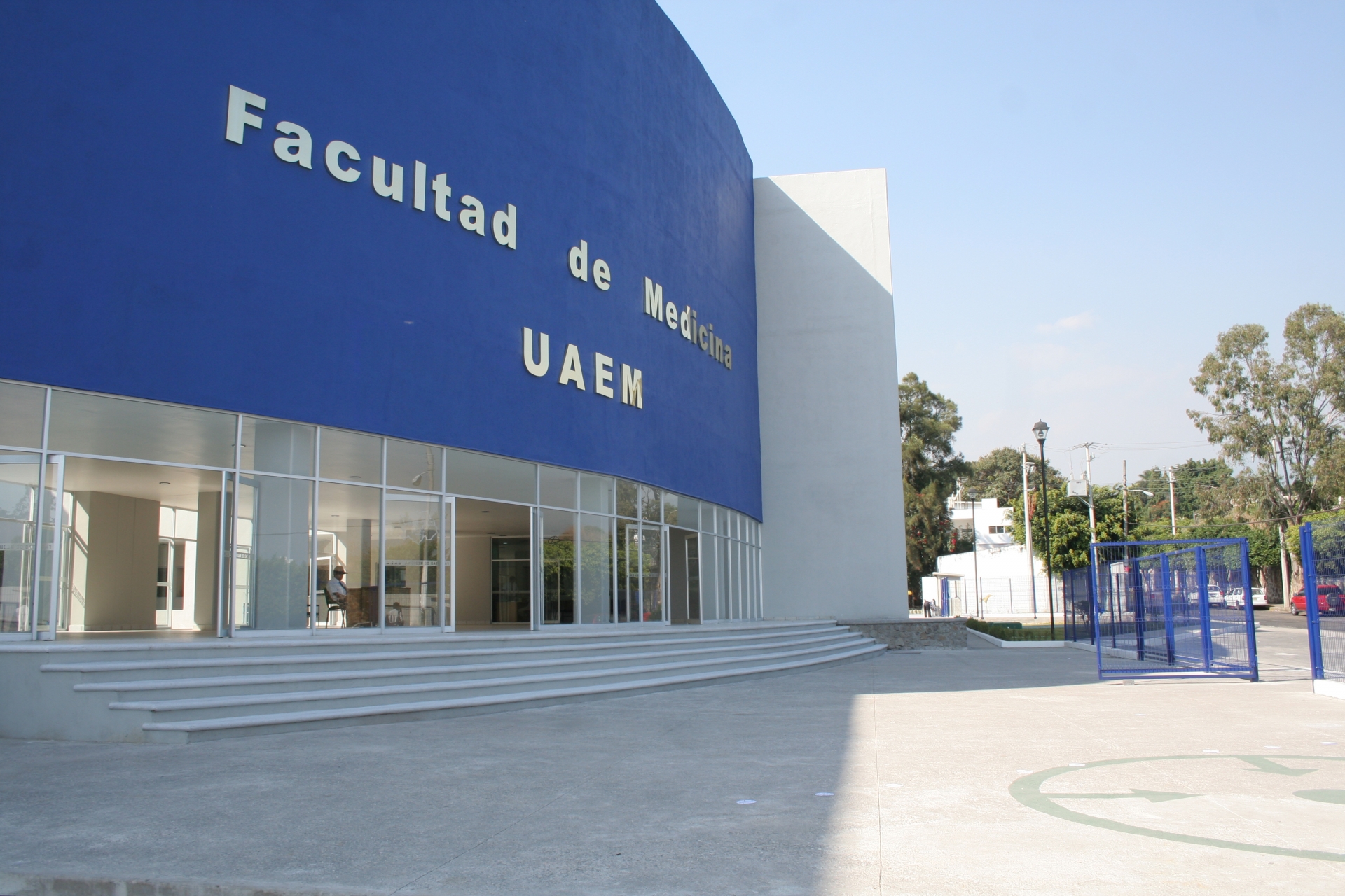La UAEM redujo 47 por ciento su déficit