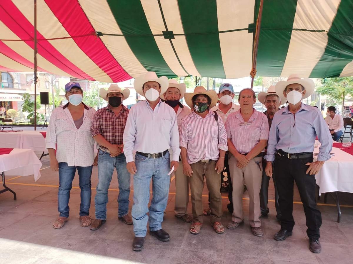Ejidatarios piden ayuda para techar sus instalaciones