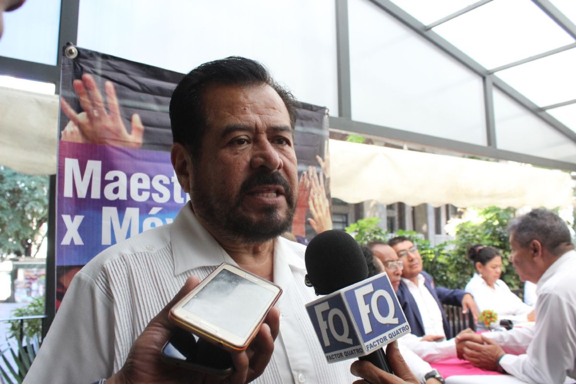 SNTE busca control de daños