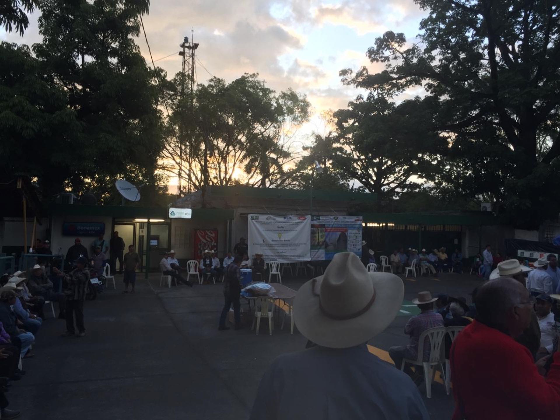 Liberan instalaciones del IEZ en Zacatepec