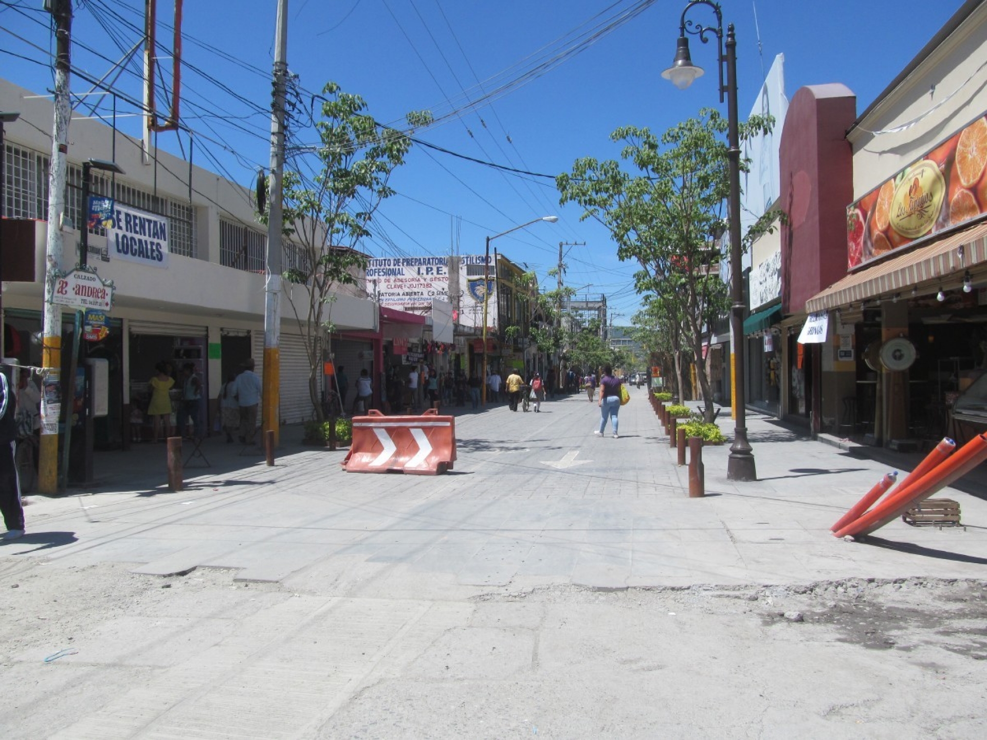 Abren la avenida principal de Jojutla sin entrega y con muchos detalles pendientes