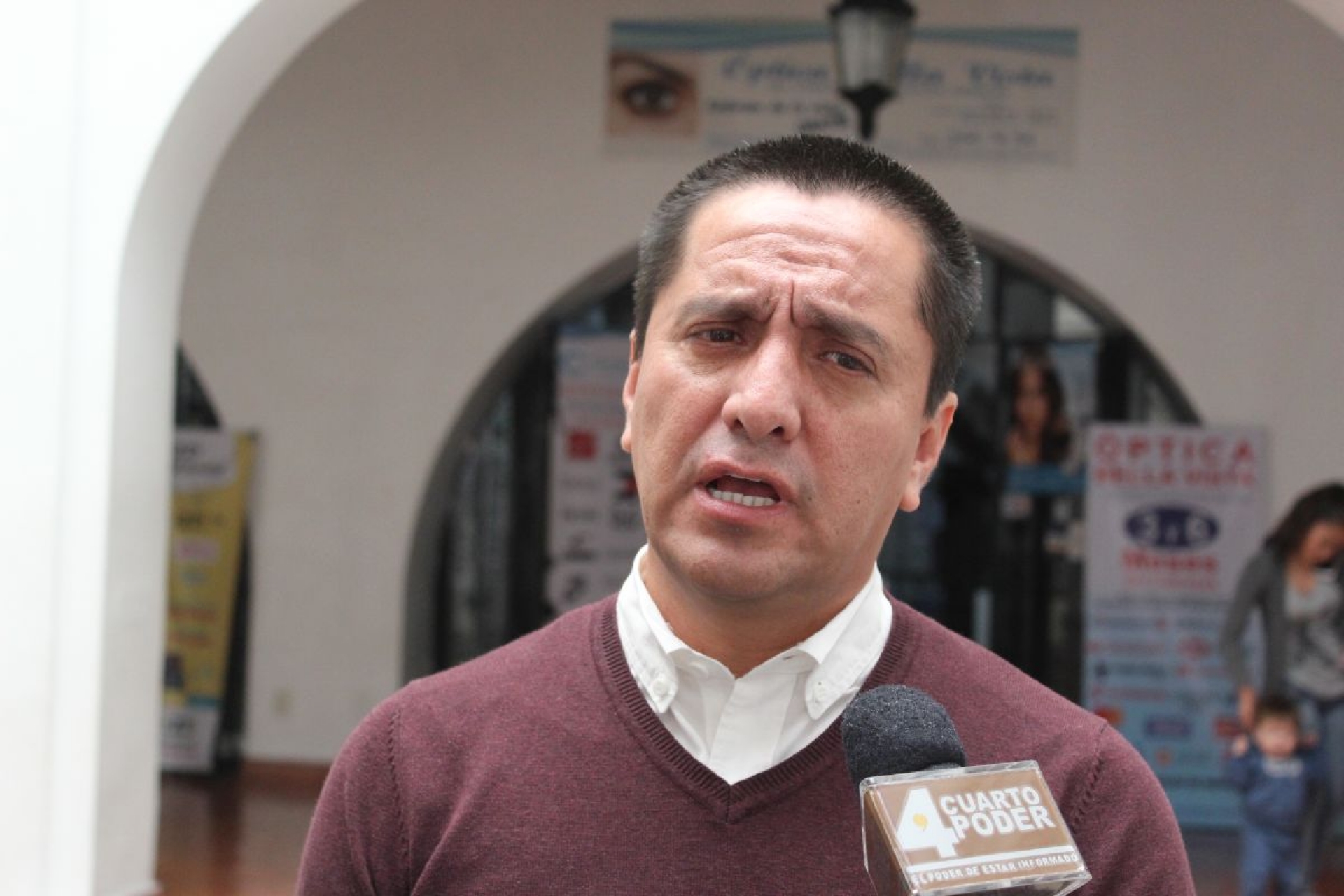 Esperan resolución definitiva sobre destitución de Alberto Martínez