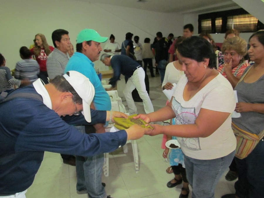 Abusaron de los apoyos entregados por la fundación taiwanesa en Zacatepec