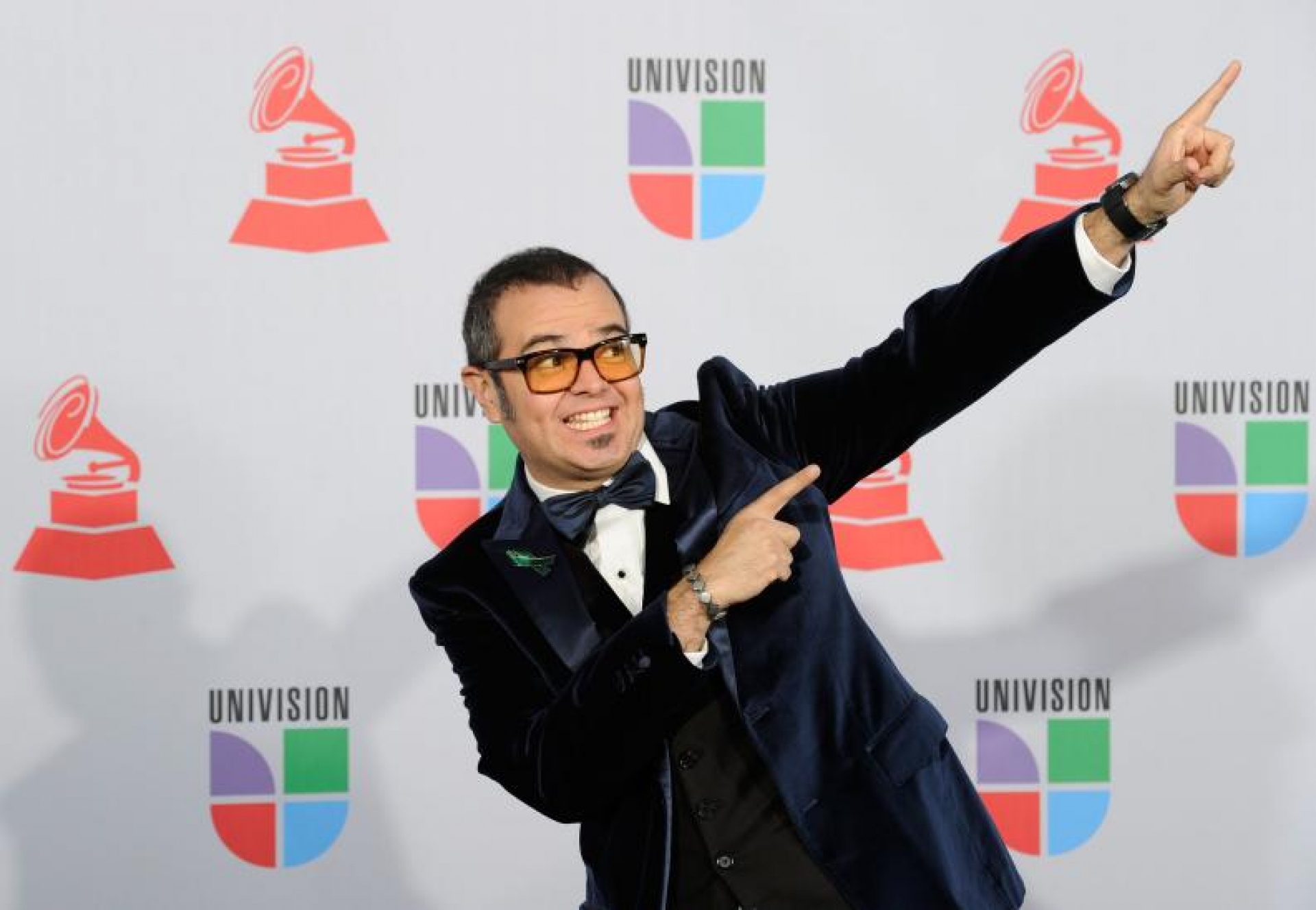 Aleks Syntek volvió a ser víctima del Internet