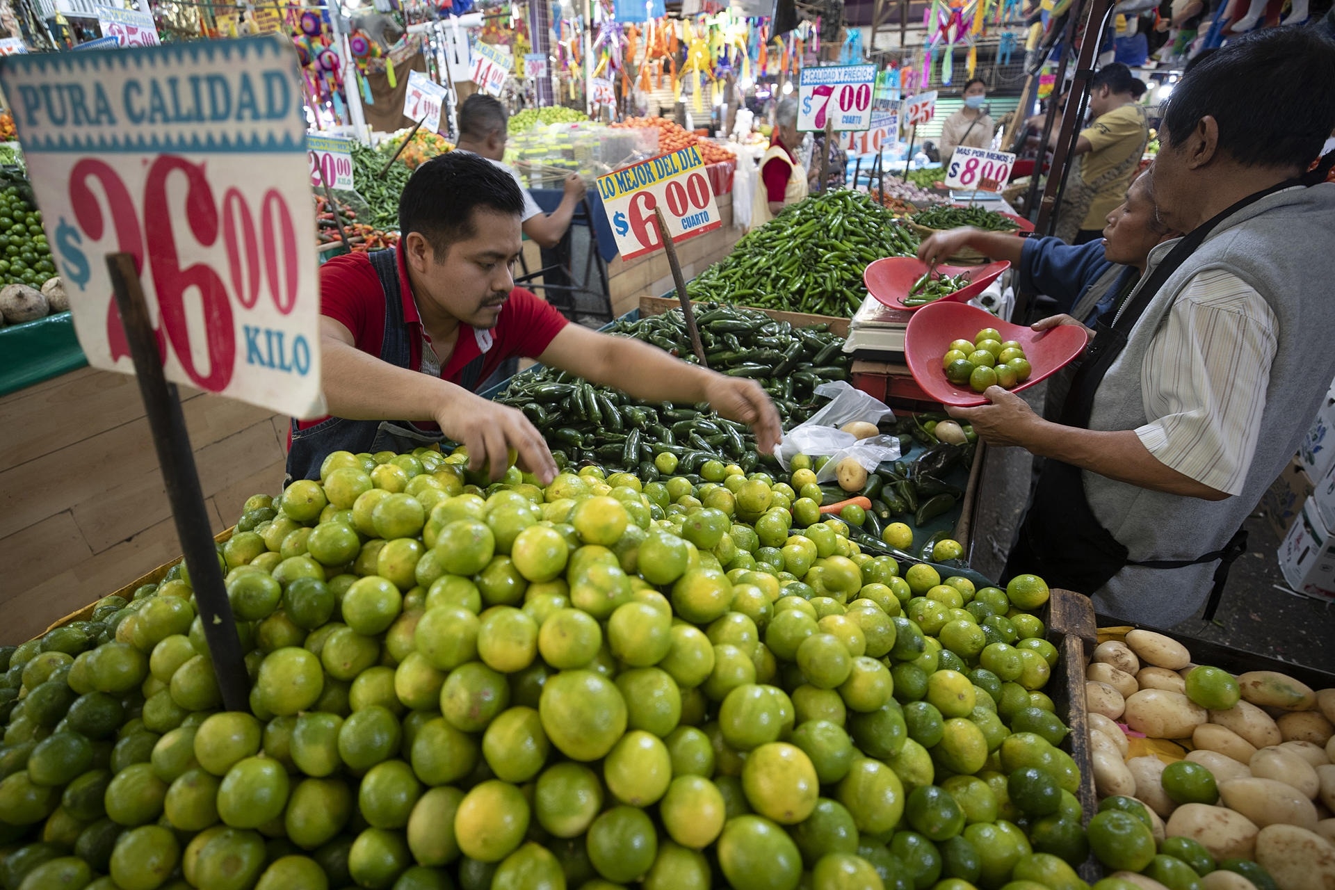 Inflación en México sube a 4.02% en febrero y suma dos meses al alza