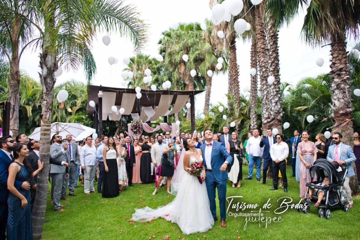 Promueve Gobierno de Jiutepec a prestadores de servicios para bodas