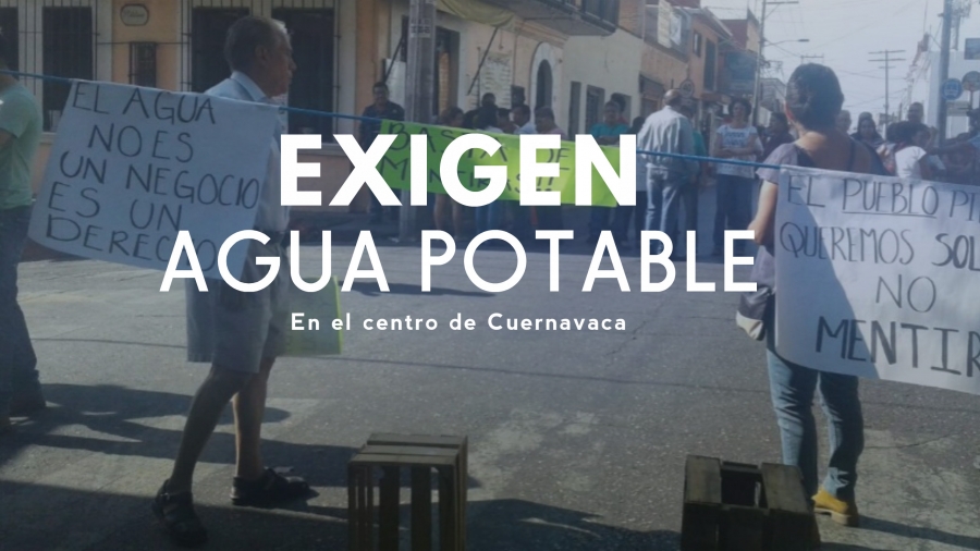 Se manifiestan vecinos en el centro de Cuernavaca; exigen agua potable