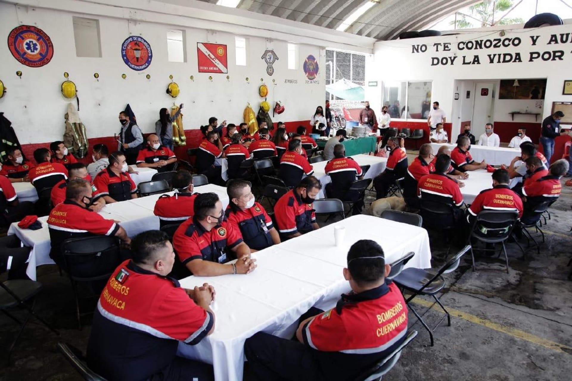 Encabeza Antonio Villalobos ceremonia del “día del bombero”