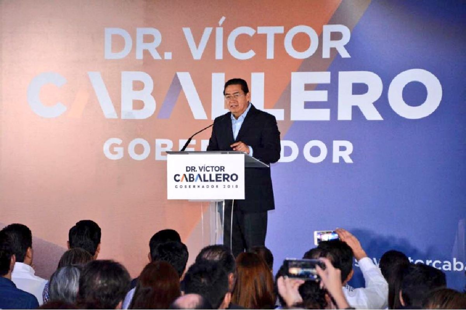 Recuperar la confianza de un mejor futuro para Morelos, pide Víctor Caballero