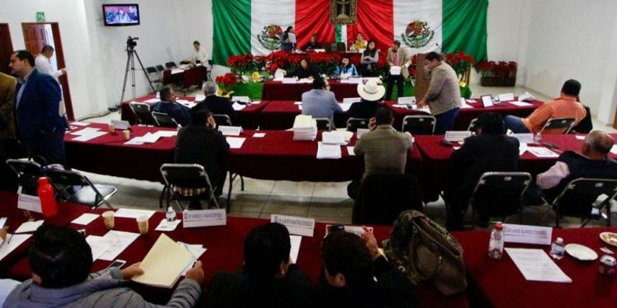 No regresaron trabajadores del Congreso local a laborar, este lunes