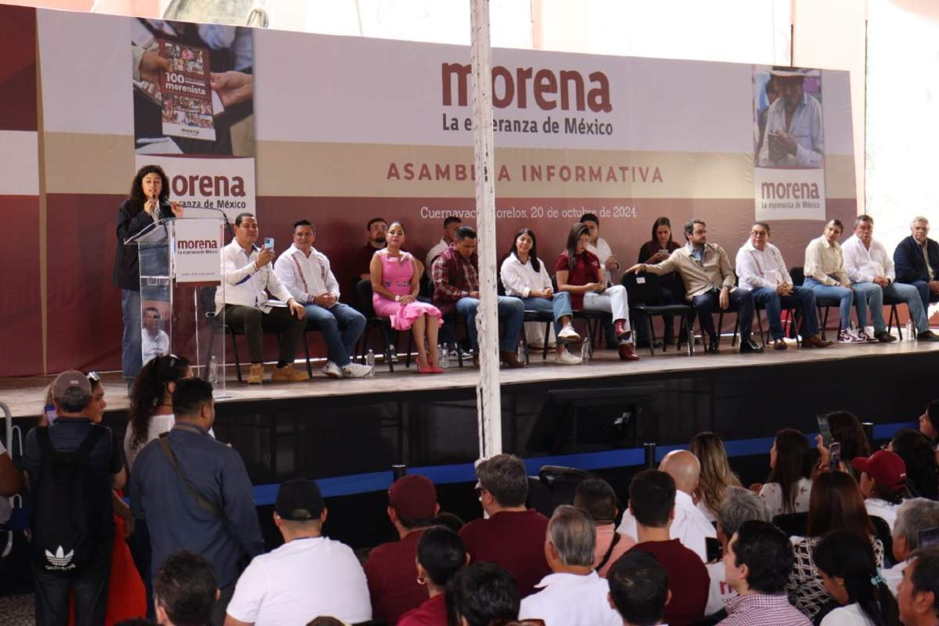 El mensaje en La Alameda