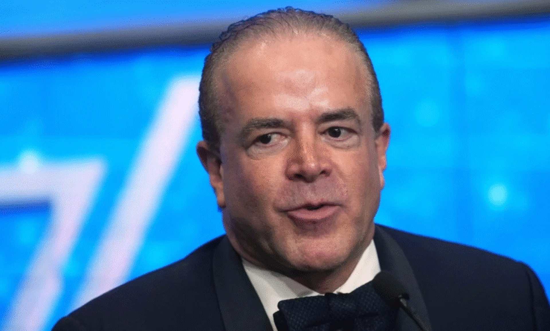 Juez frena orden de aprehensión contra Raúl Rocha Cantú