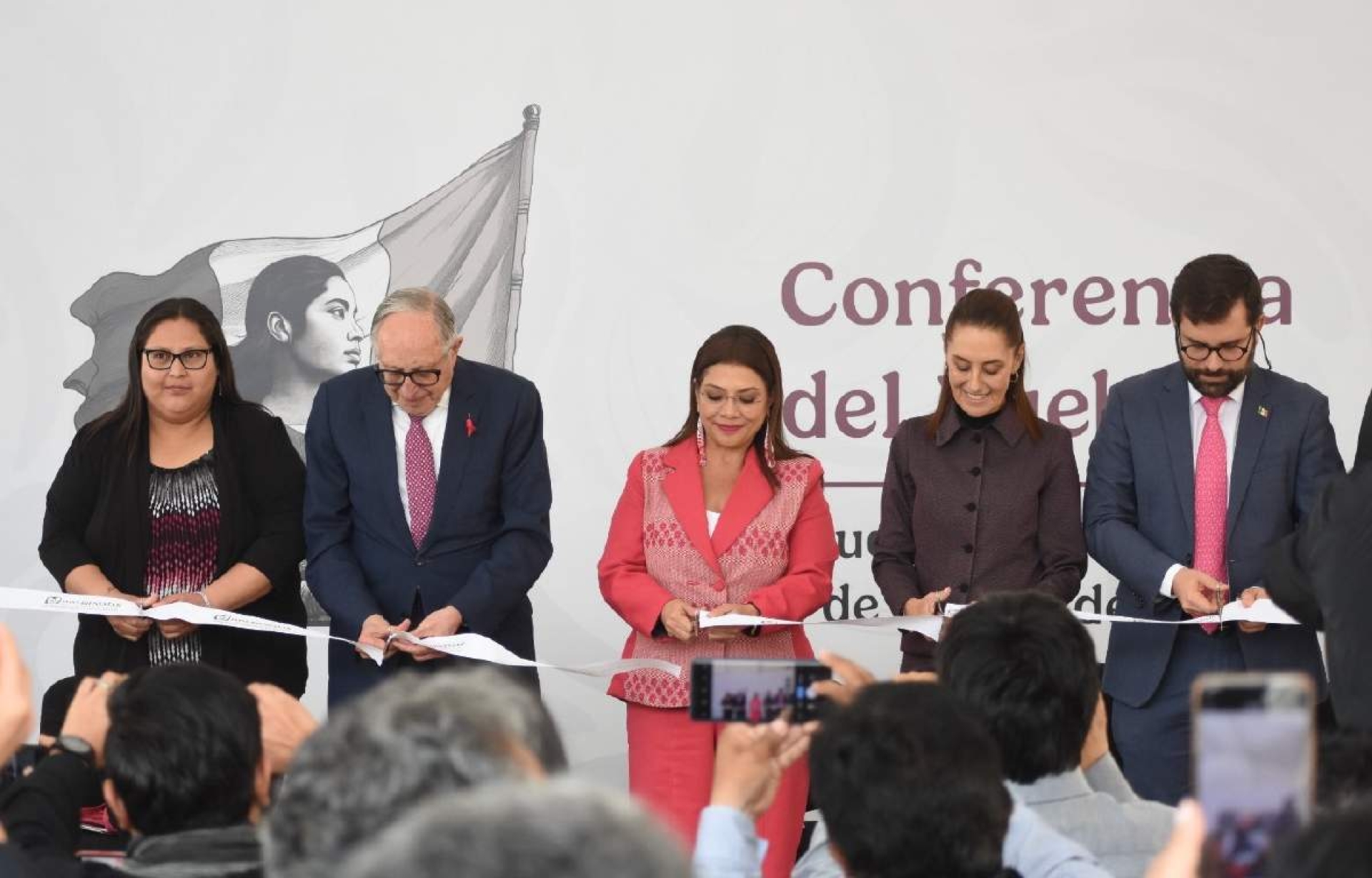 Inaugura Claudia Sheinbaum el Hospital Oncológico para la Mujer