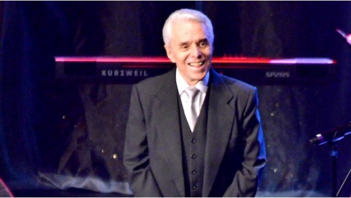 Enrique Guzmán pide más de 684 mil pesos por usar su nombre en serie de Silvia Pinal