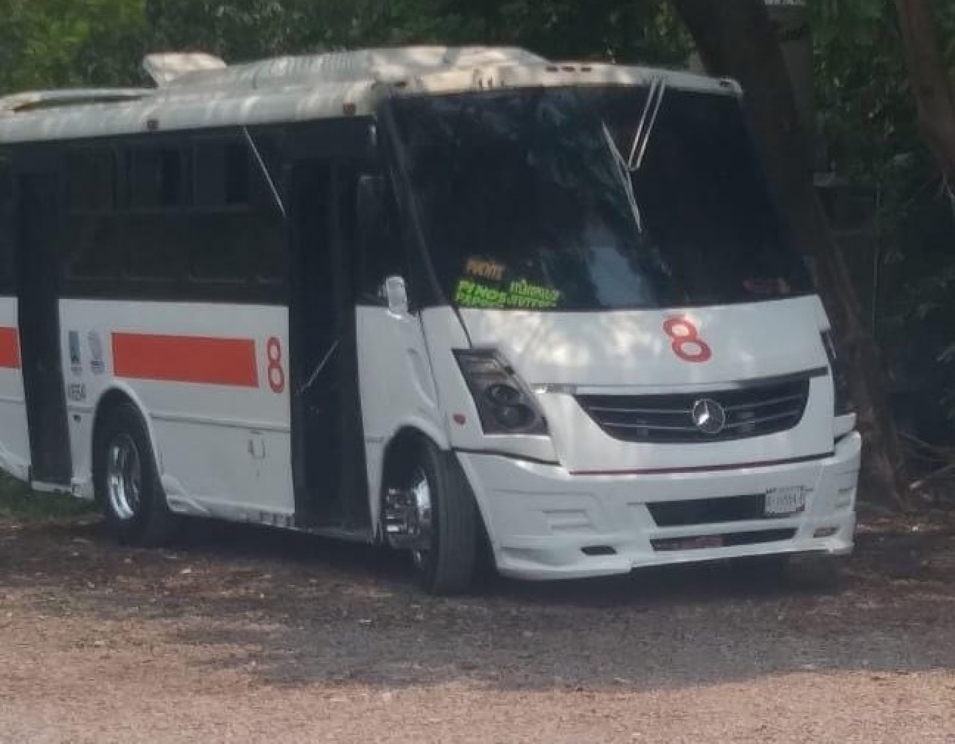 El volante es su pasión, pero busca otro empleo