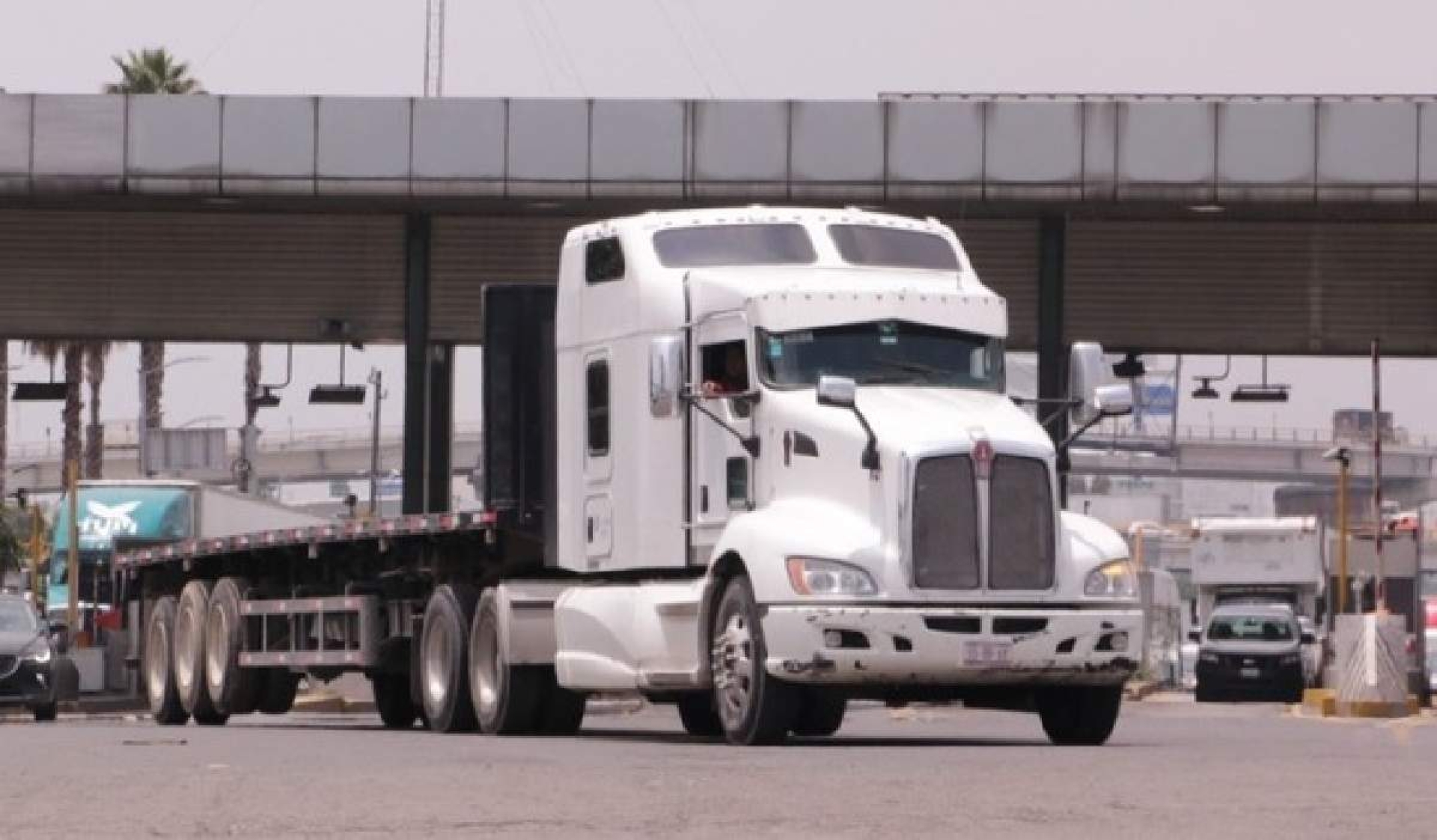 Avalan permiso provisional de circulación para autotransporte federal