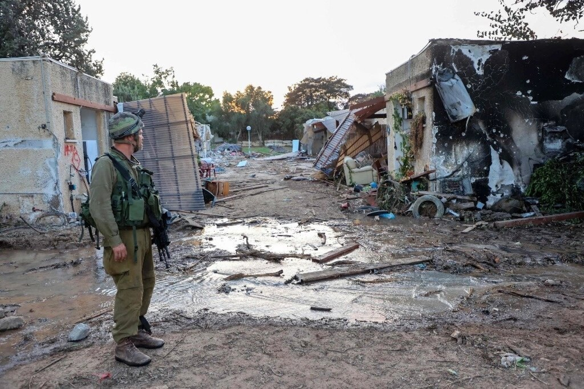 Israel retoma el control de su frontera con Gaza