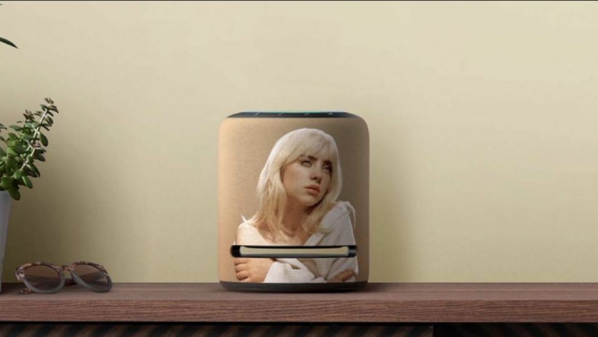 Amazon lanza edición limitada de su altavoz inteligente con la cara de Billie Eilish y causa polémica su alto costo