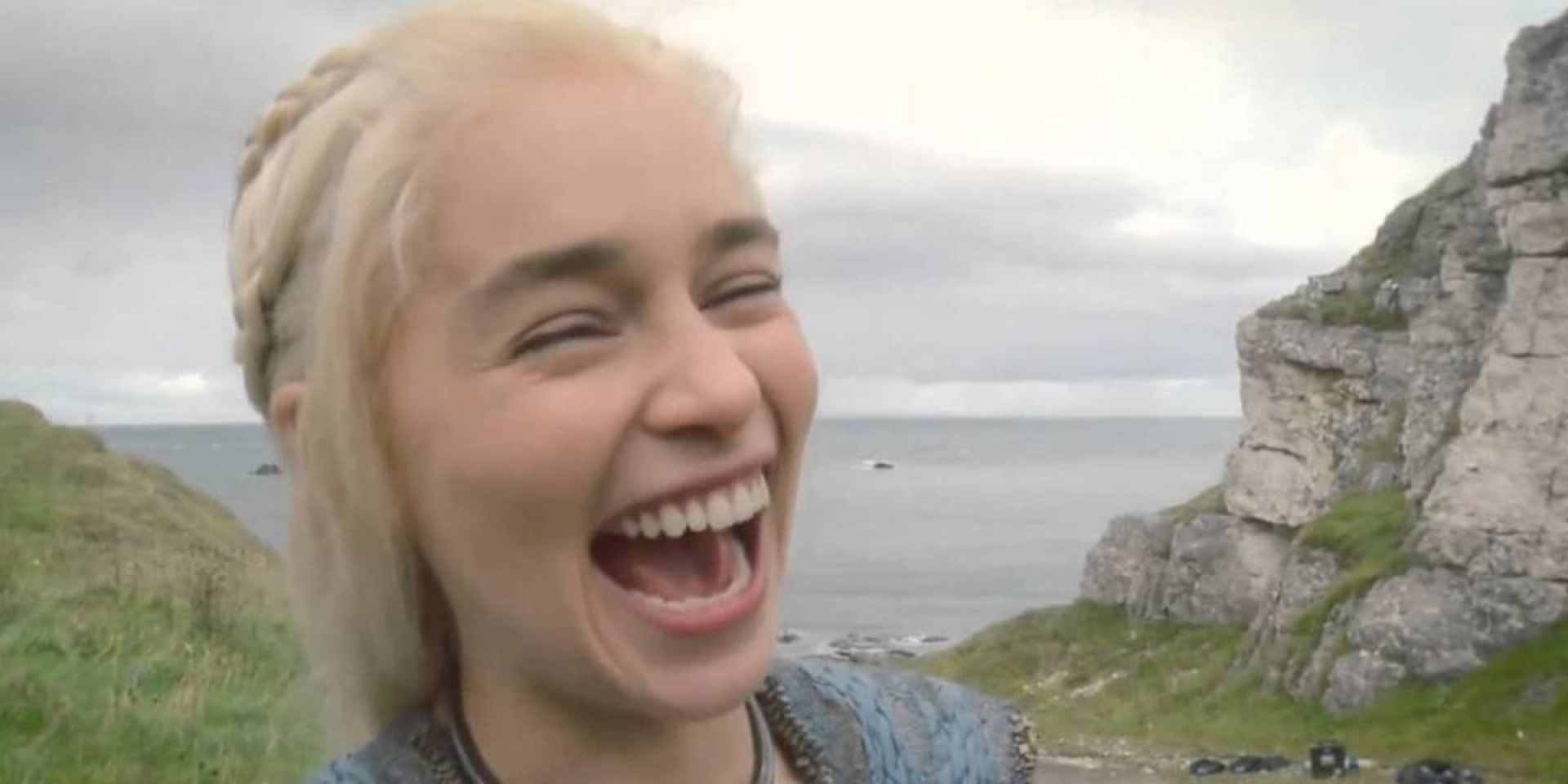 Emilia Clarke estrena tatuaje en tributo a Game of Thrones
