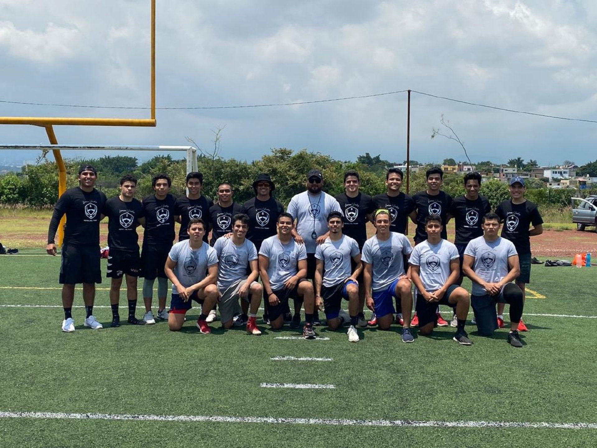 Academia de Futbol Americano prepara a jugadores en activo de Morelos