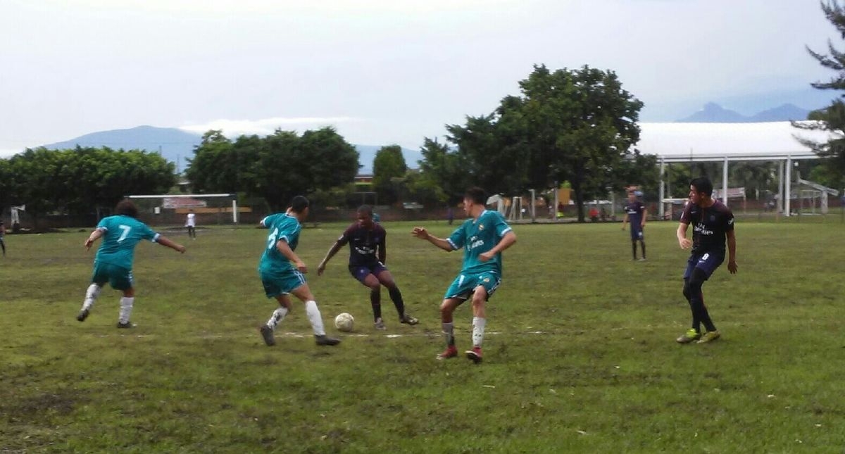 Colonia Zapata de Cuautla da cátedra en Cocoyoc