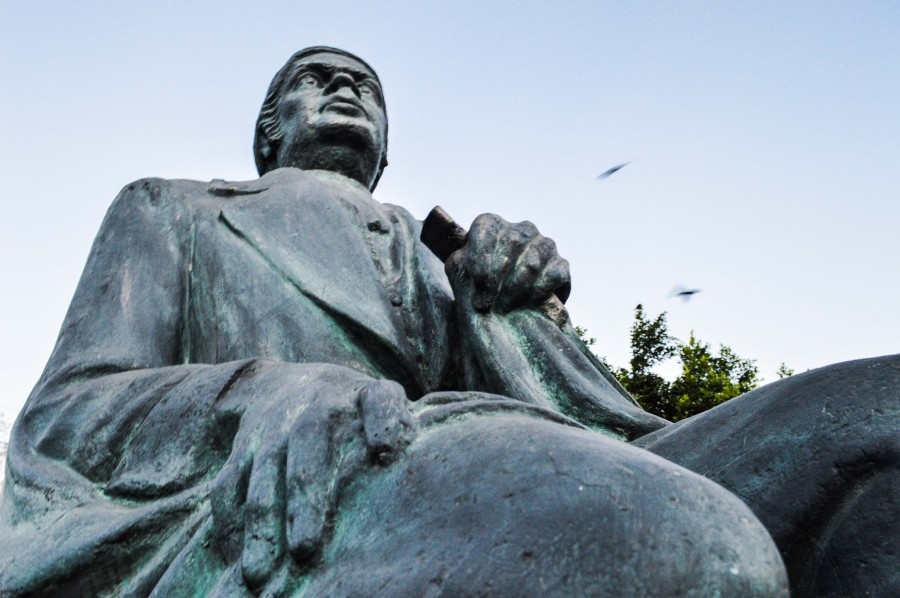 Memorias de una estatua huidiza