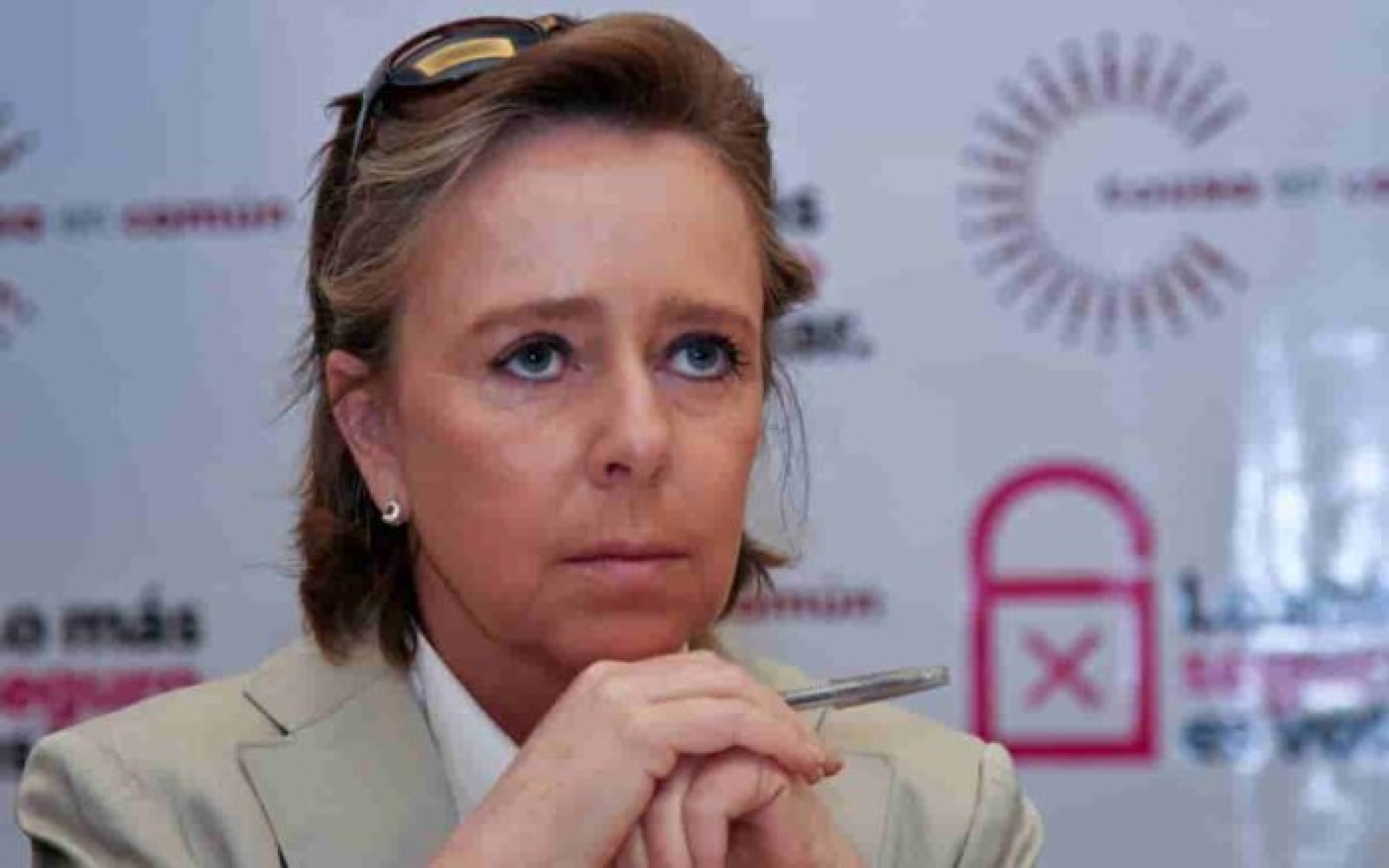 Juez ordena a Pemex reactivar pensión de María Amparo Casar
