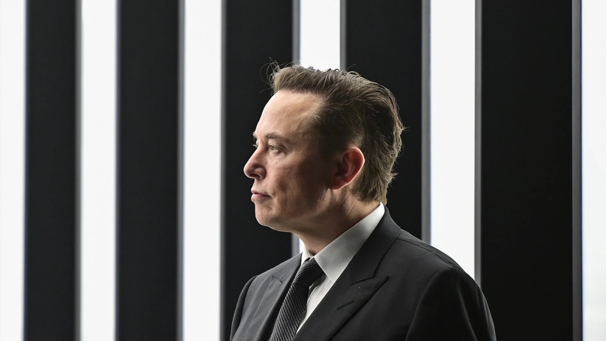 Elon Musk incorpora inteligencia artificial en "X"