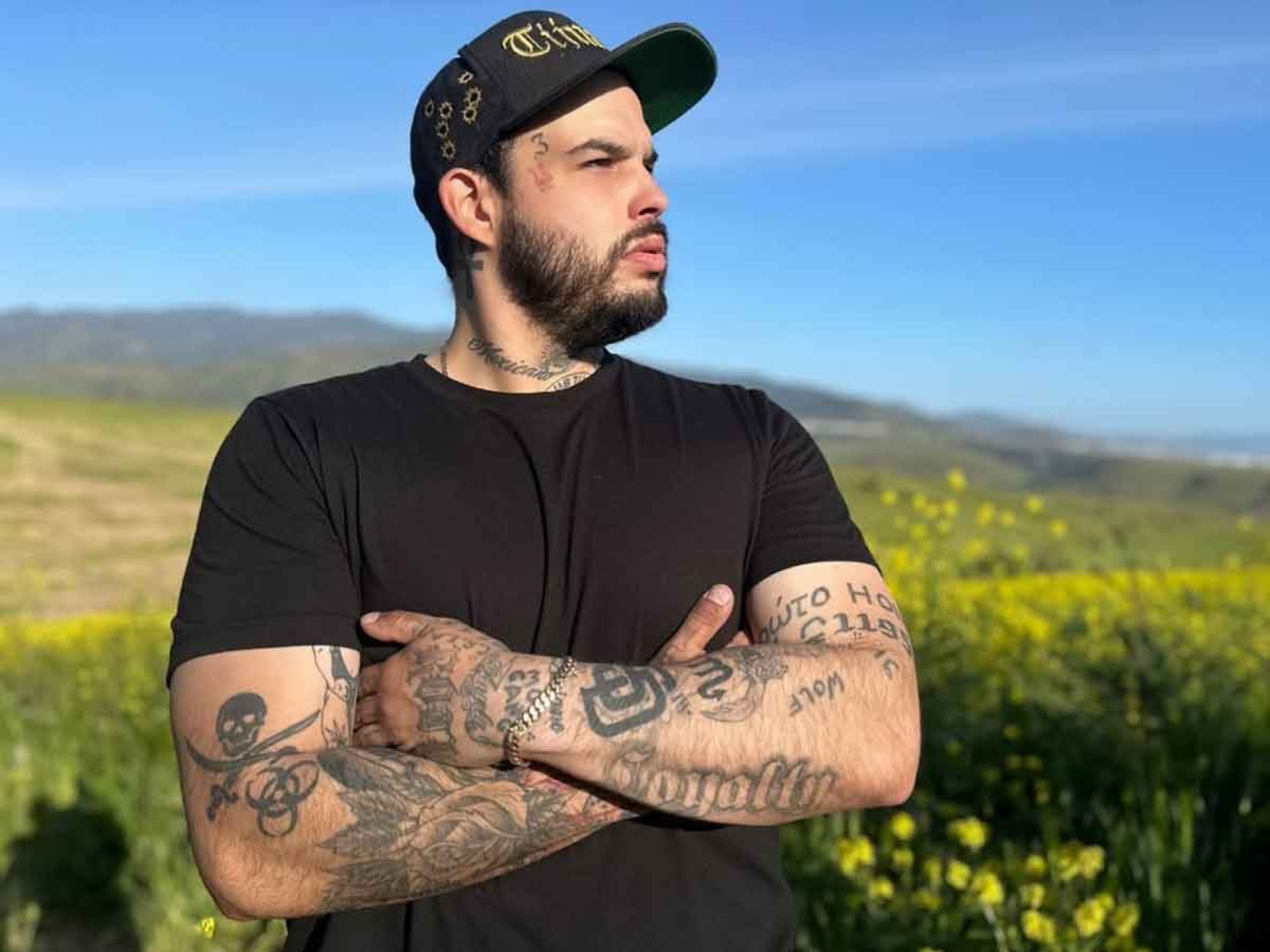 Emiliano Aguilar estalla contra Pepe Aguilar por declaraciones sobre su madre: 'Los trapos sucios se lavan en casa'