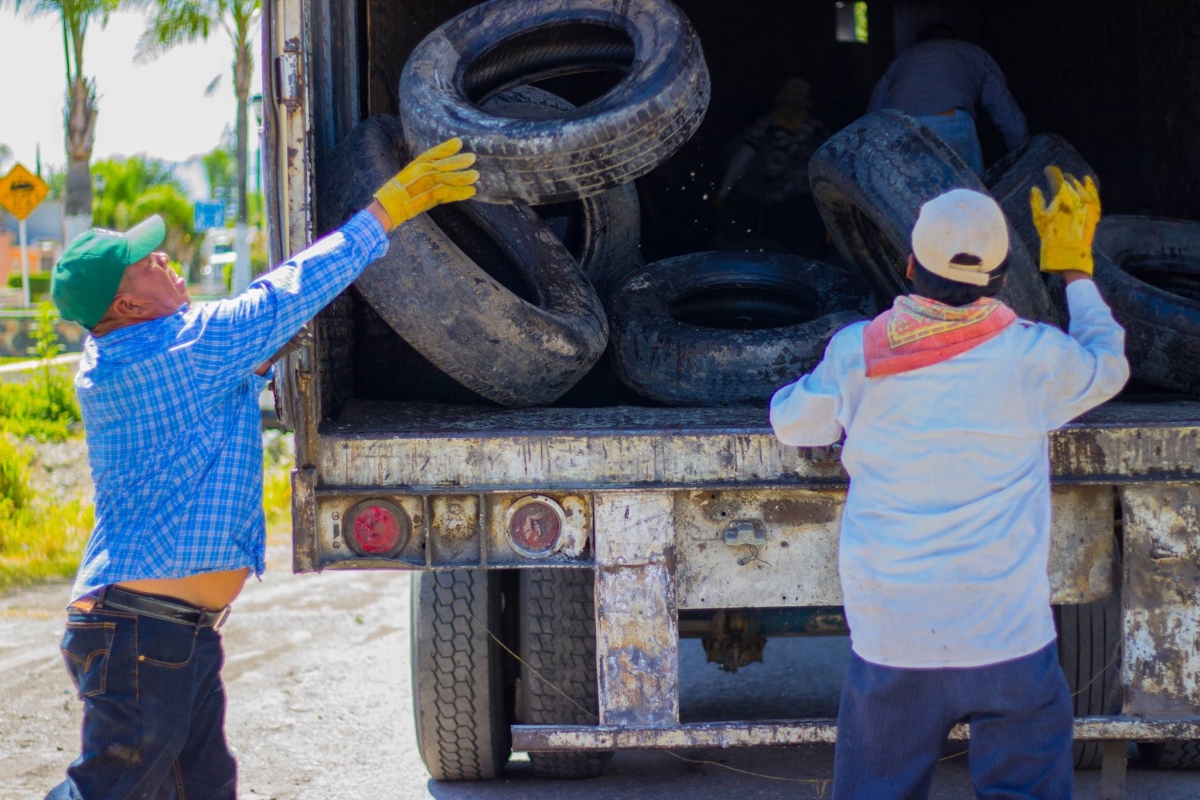 Recolectan en Axochiapan mil 300 llantas a través del programa “Llantatón”