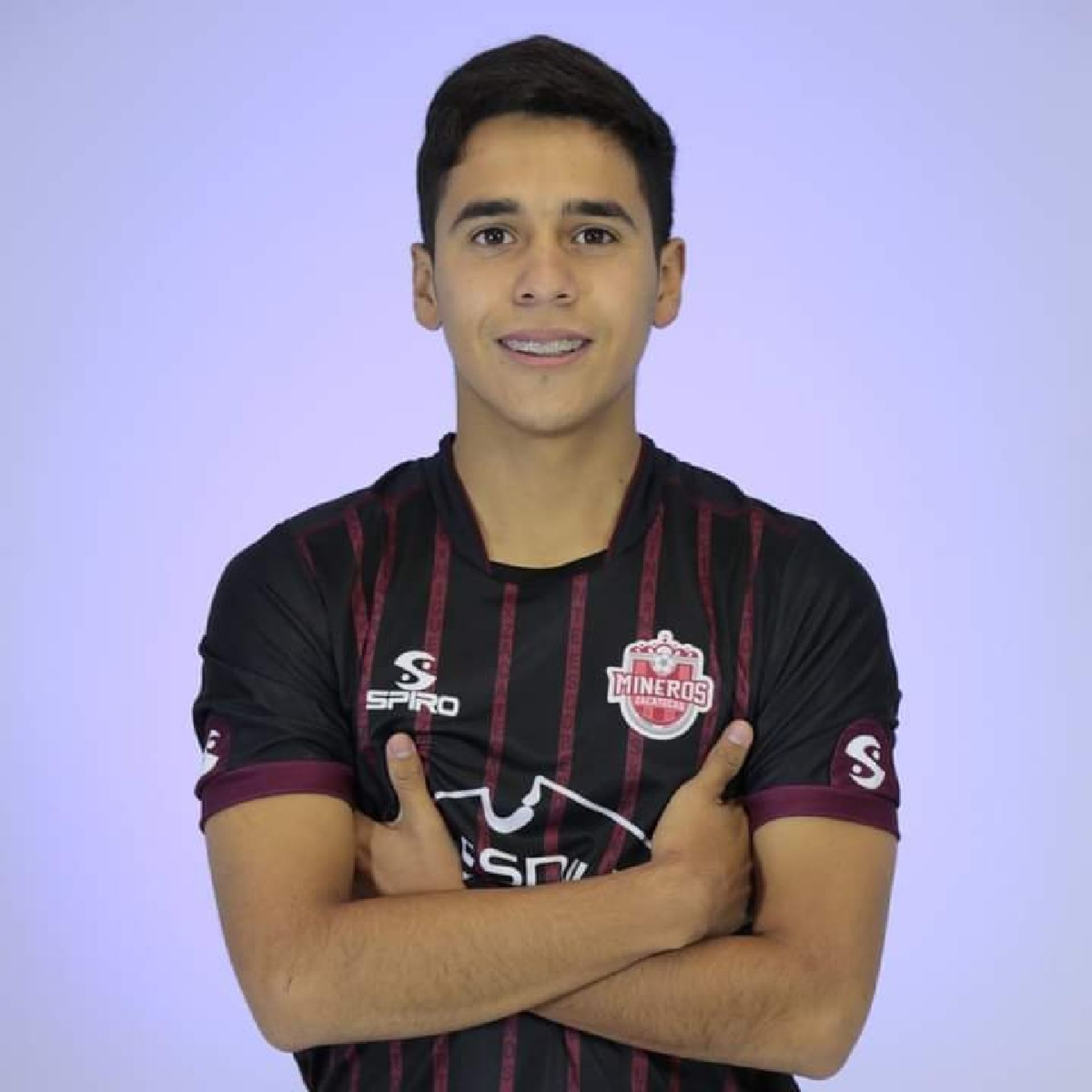 Adrián Sánchez debuta con Mineros