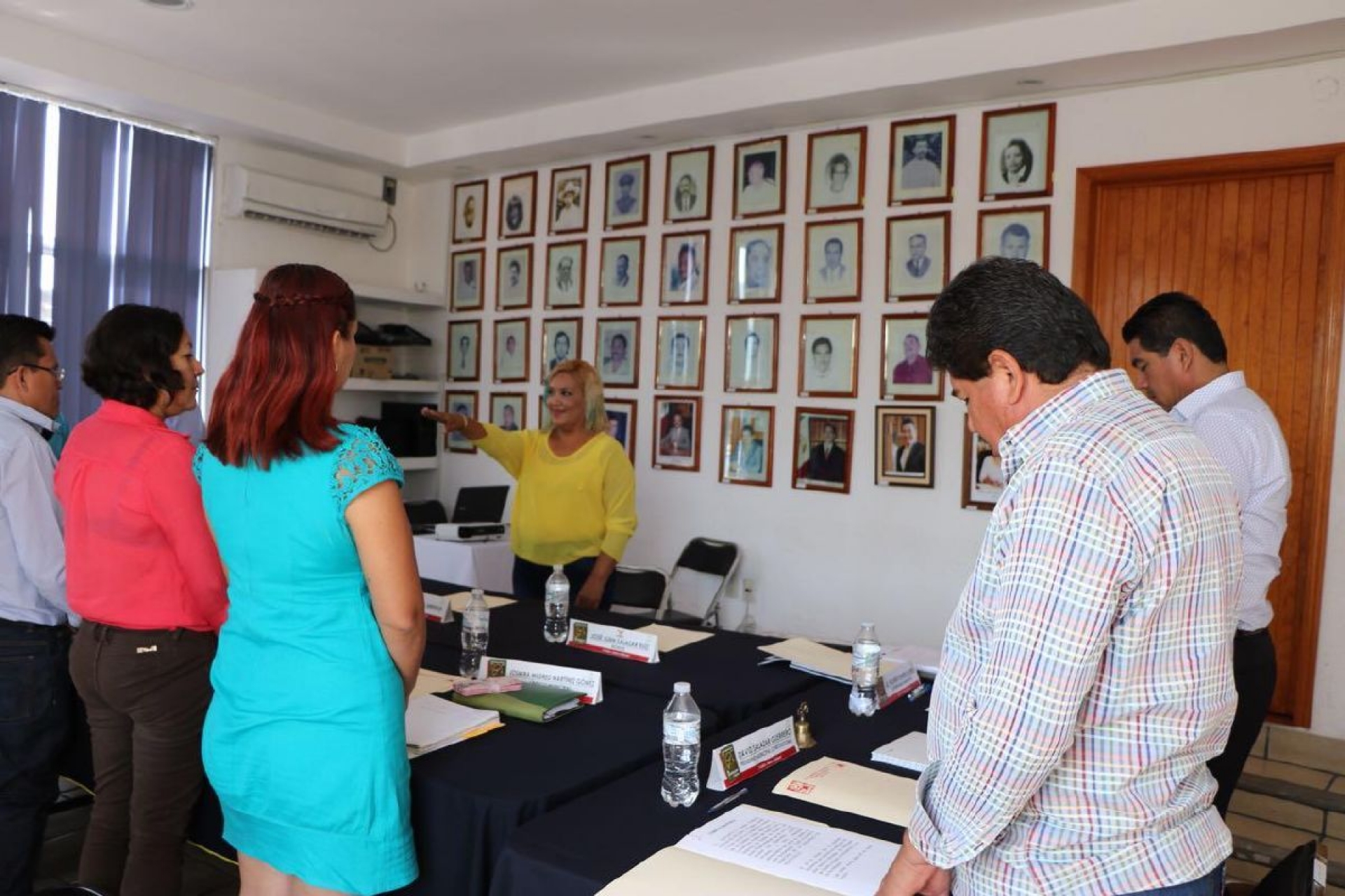 Toman protesta a suplente de ayudante de Huatecalco