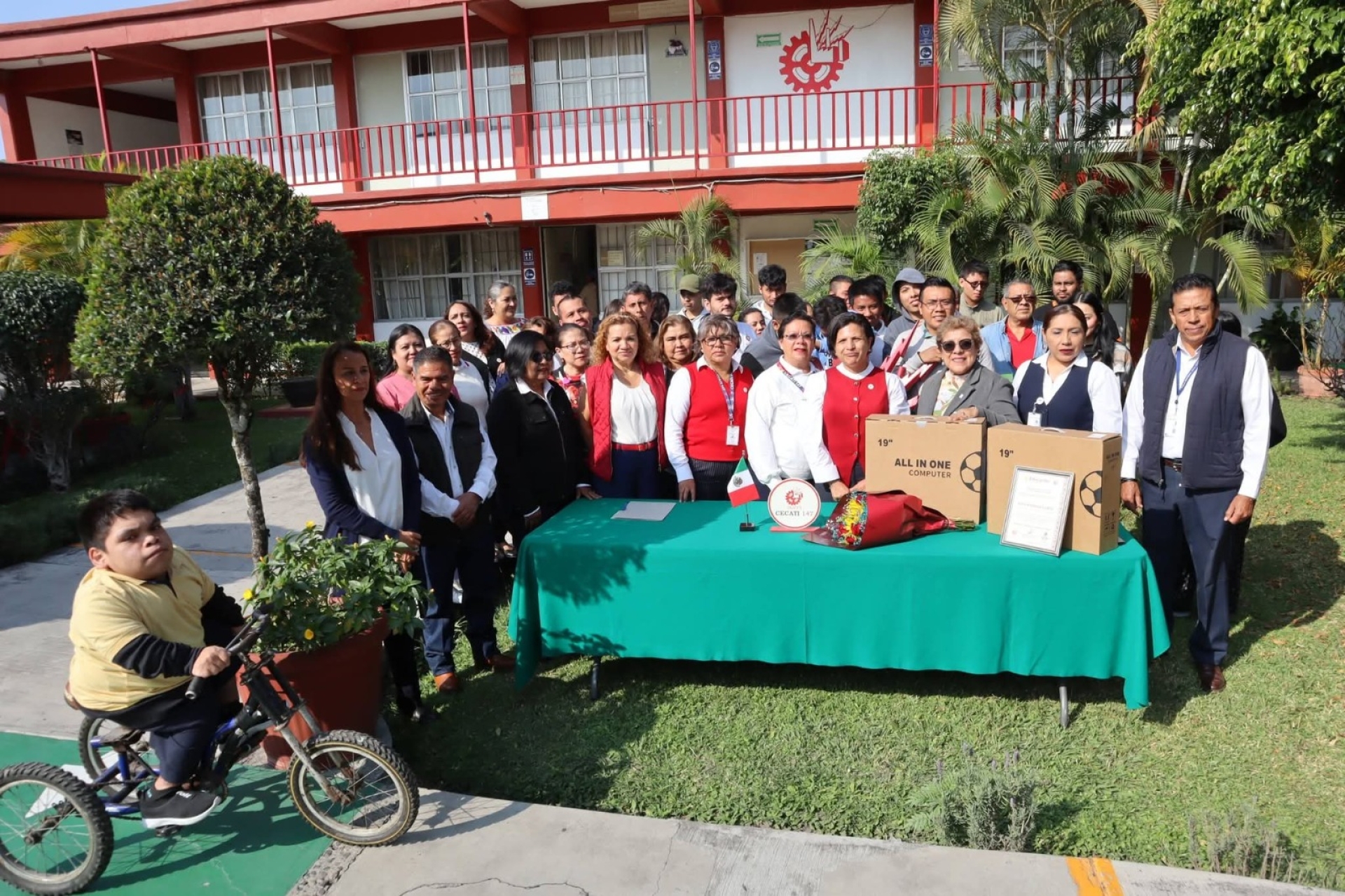 Fortalece Ruth Rodríguez la educación en Cuautla con el programa 'Diputada en tu Escuela'