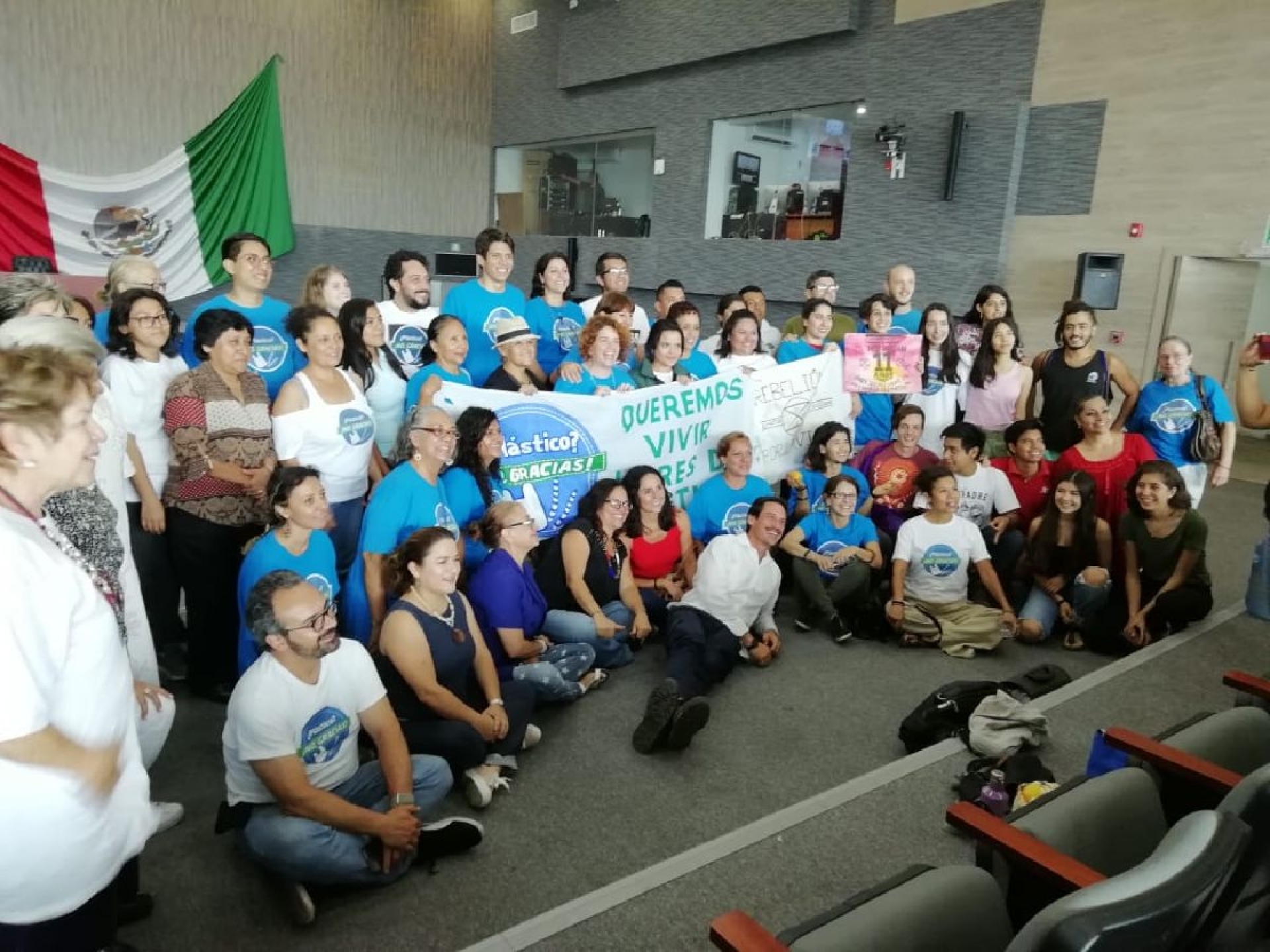Aprueban limitar en Morelos el uso de recipientes de plástico