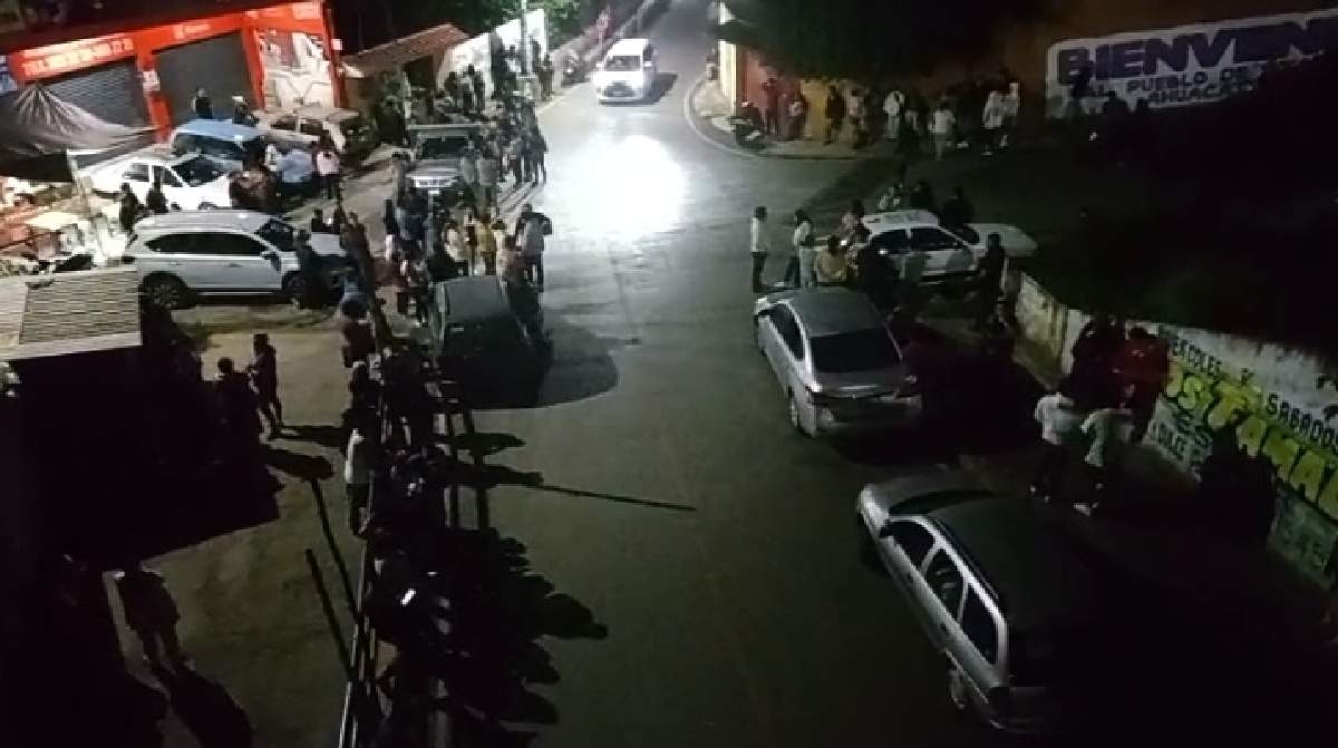 Retienen a comuneros de Santa María Ahuacatitlán en Ocuilan