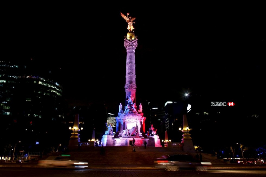 París alumbra el mundo