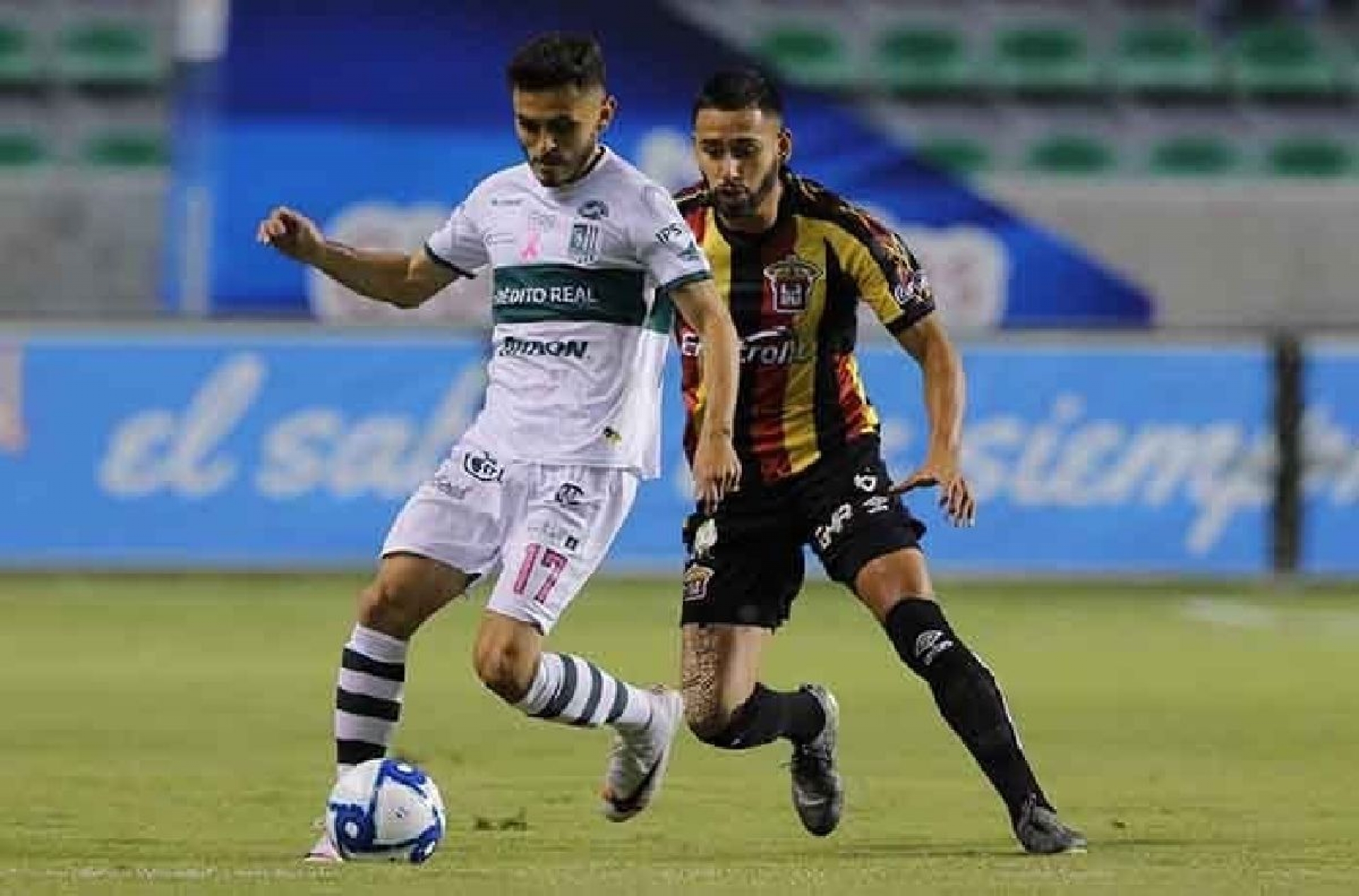 Rasuraron a los Leones Negros