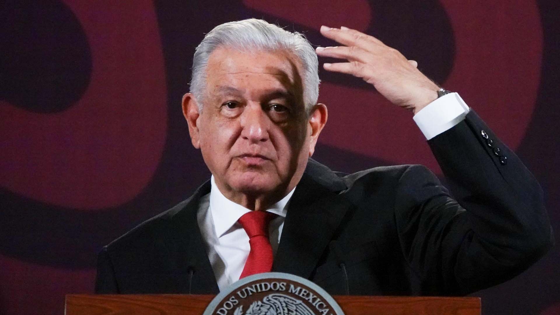 AMLO afirma que cumplirá 'casi todos' los compromisos que prometió