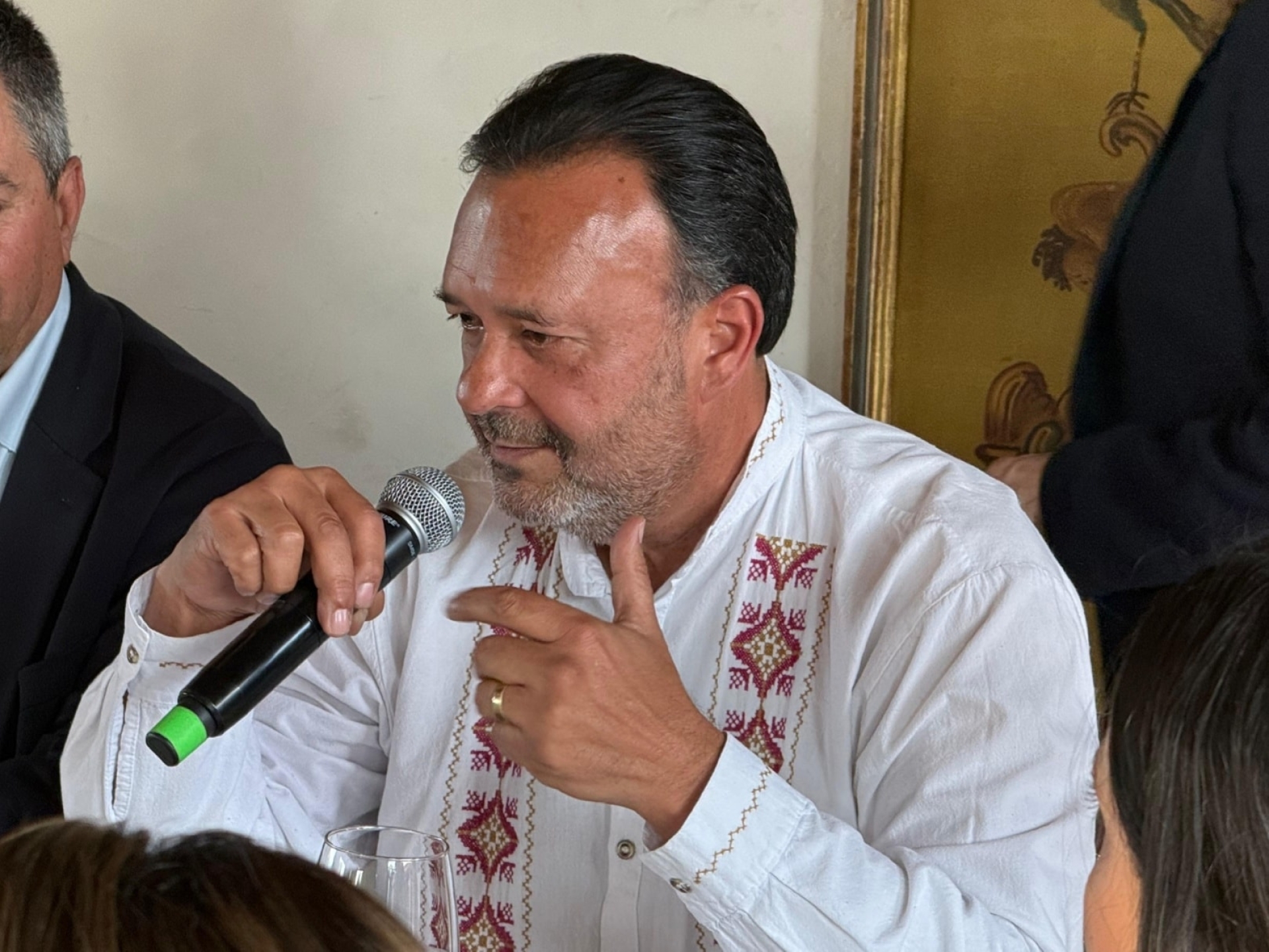 Alcalde de Pátzcuaro denuncia amenazas: 'Somos el eslabón más débil'