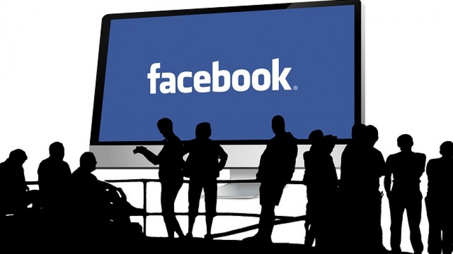 Filtración revela que editores de Facebook manipulan tendencias