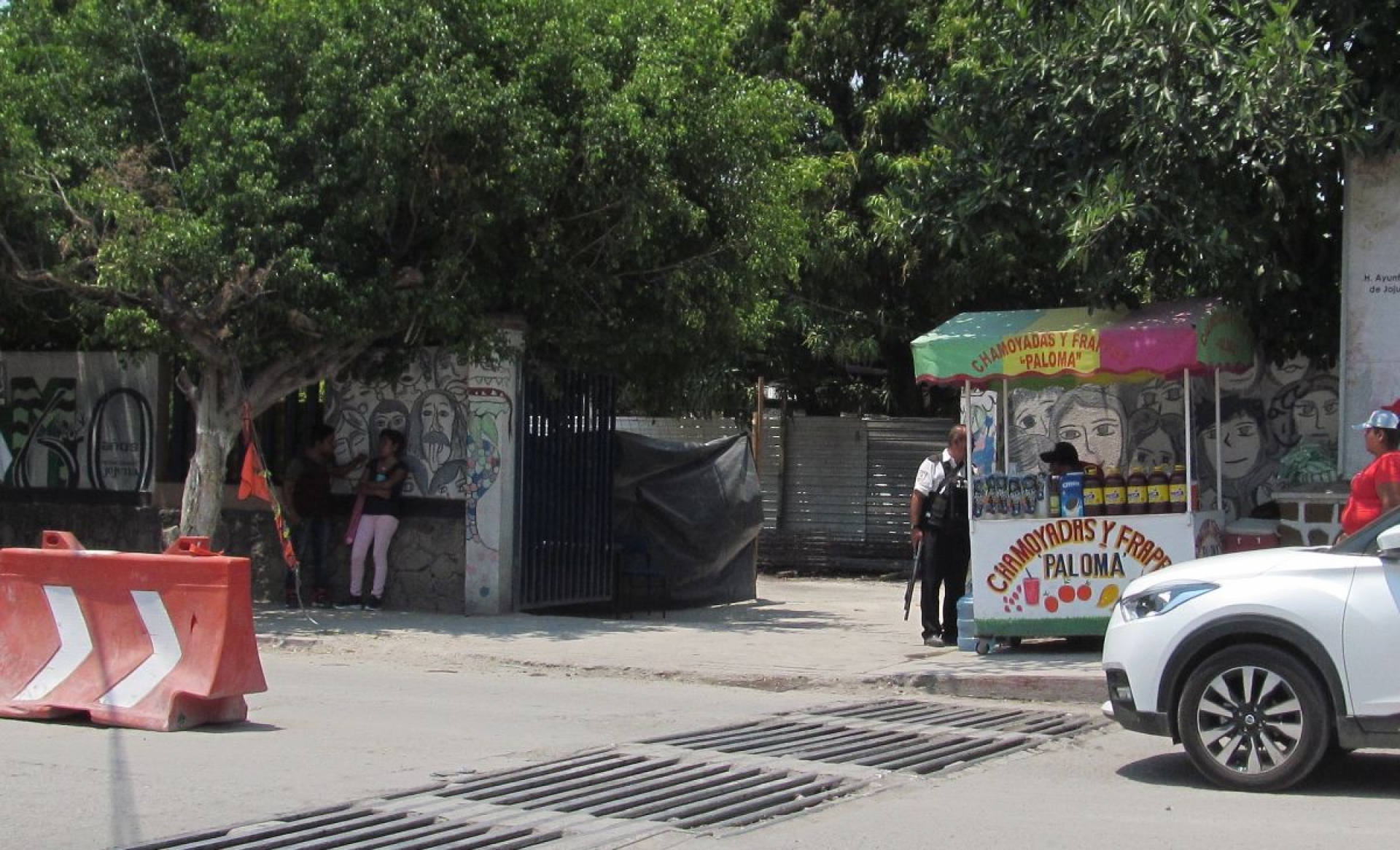 Por inseguridad, hay un policía armado en la preparatoria de Jojutla