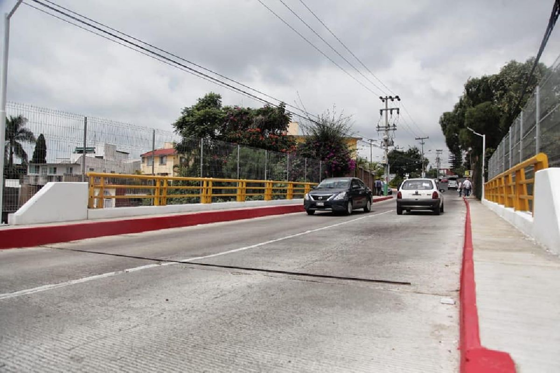 Inaugura Villalobos puente de Lomas Tetela