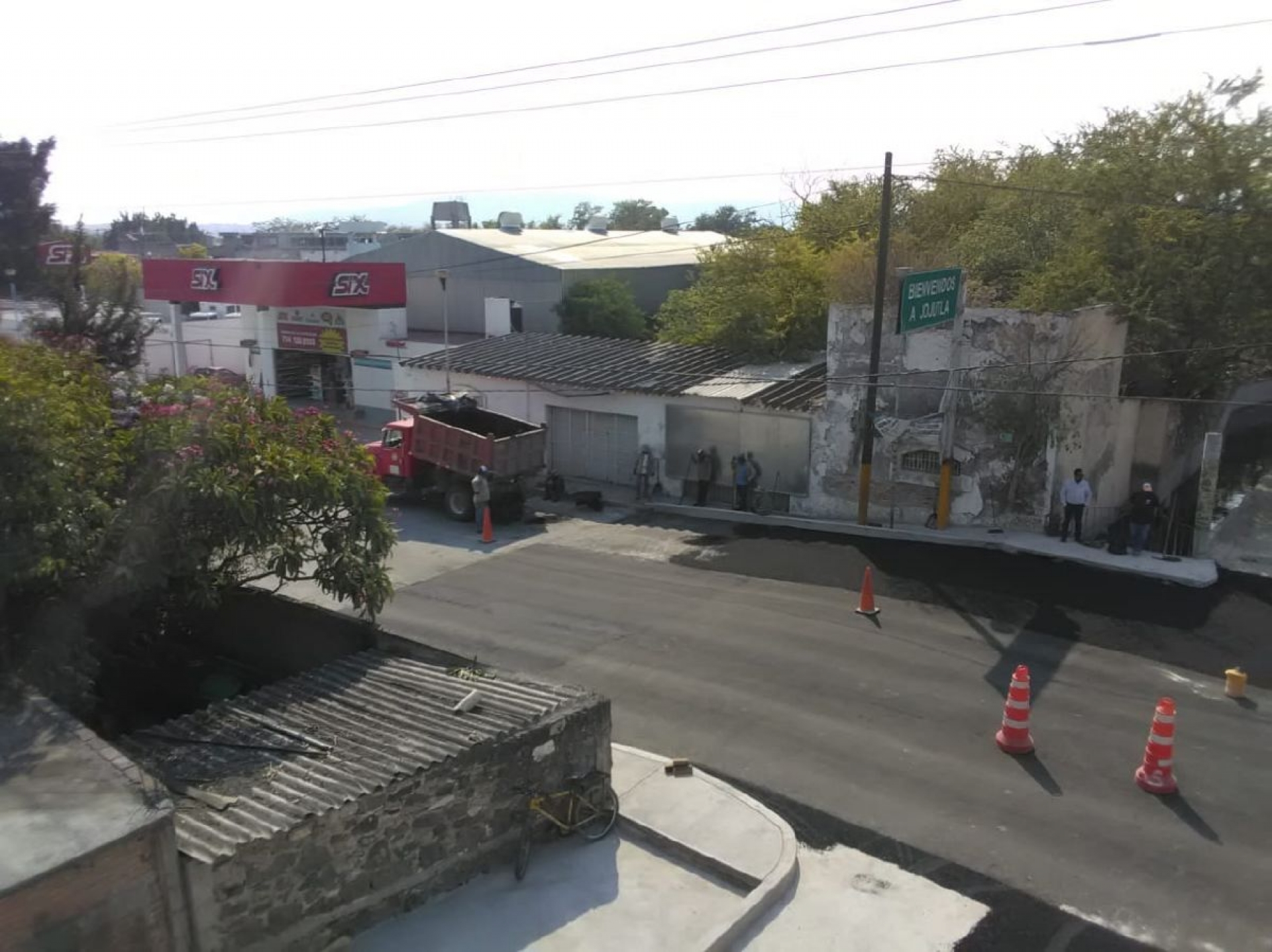Con semanas de retraso, concluye encasquillamiento de canal de riego