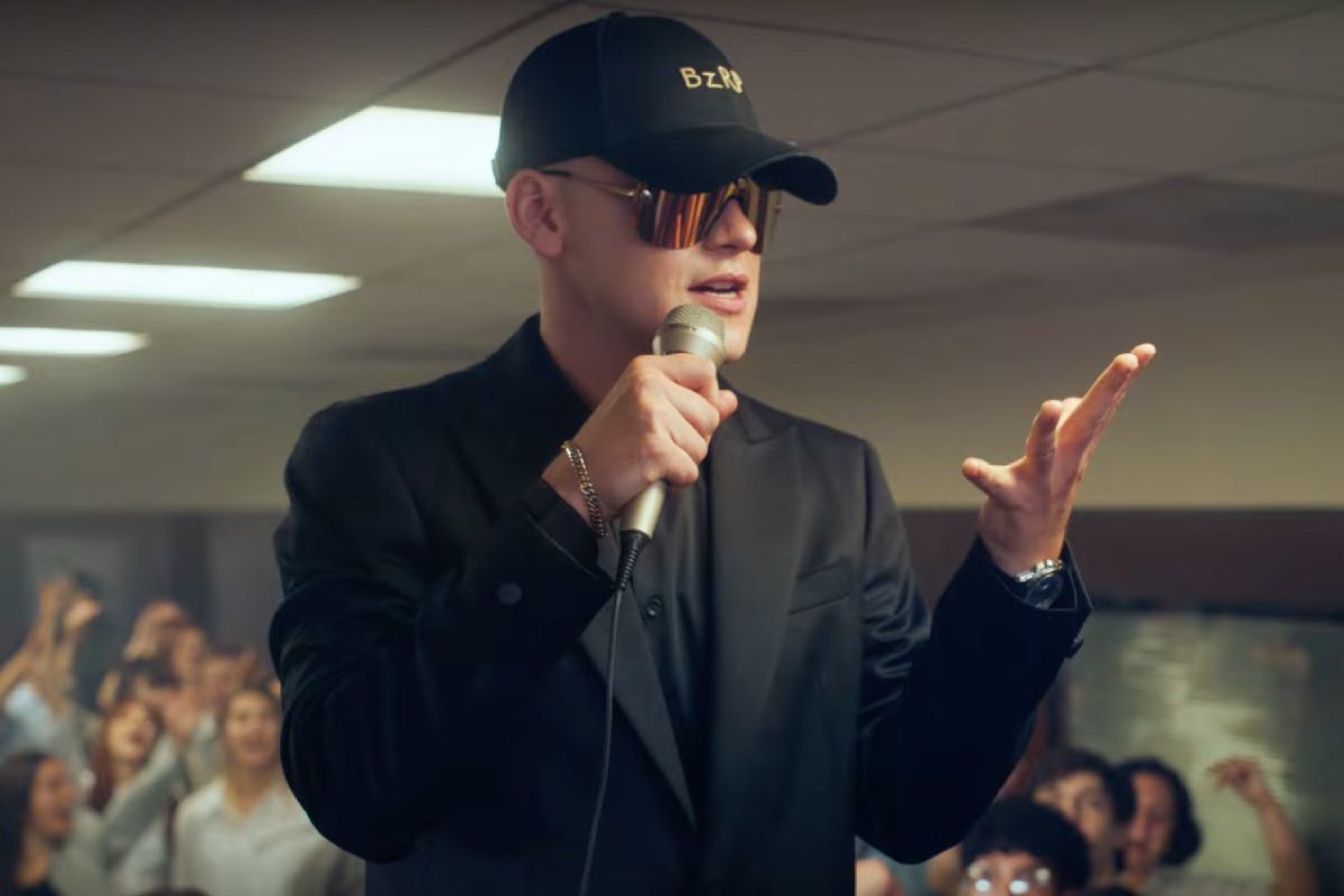 ¿Sesión musical con Justin Bieber?: 'Bizapop' vuelve al puro estilo 'Wall Street'