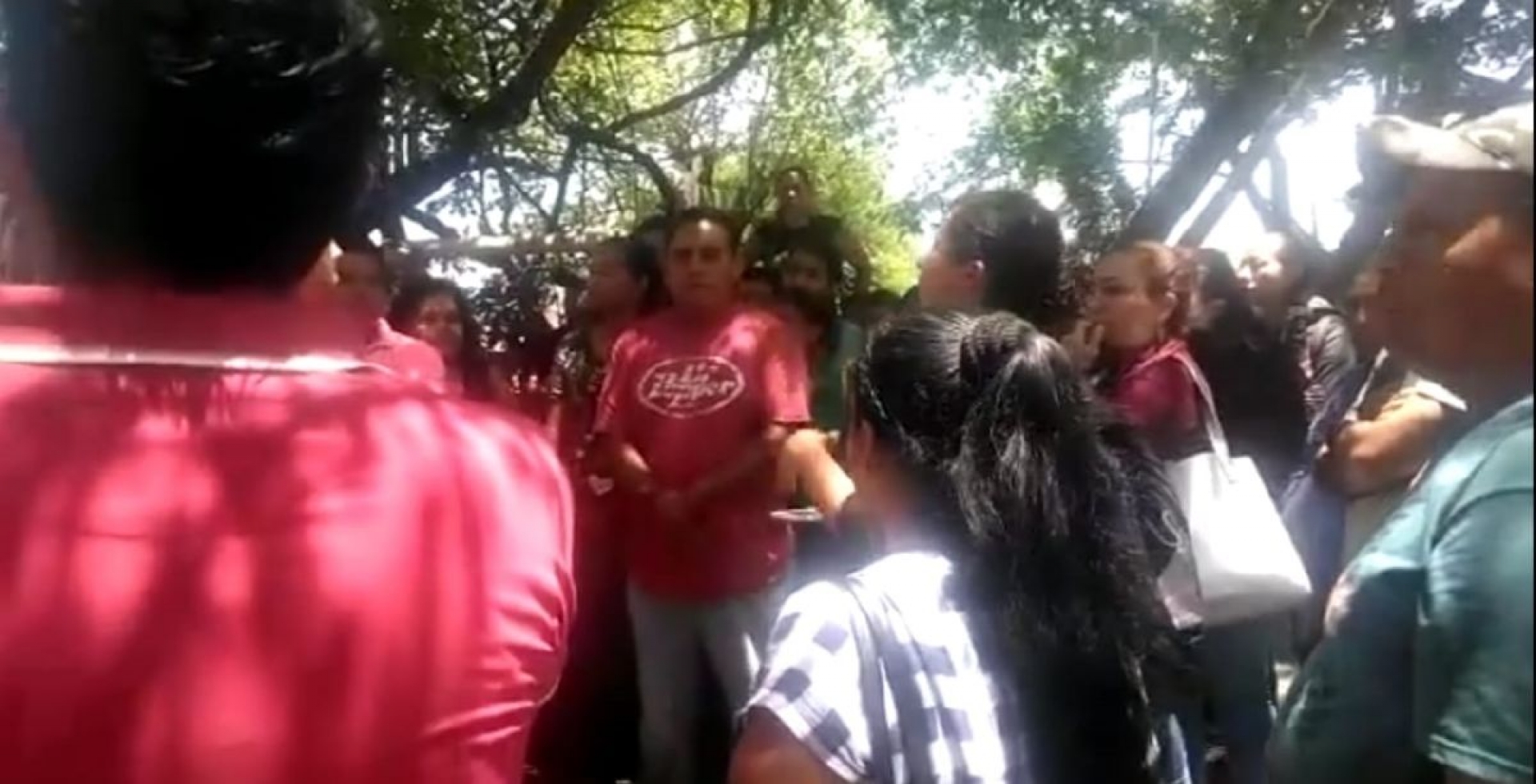 Despiden a 600 trabajadores del penal femenil de Michapa