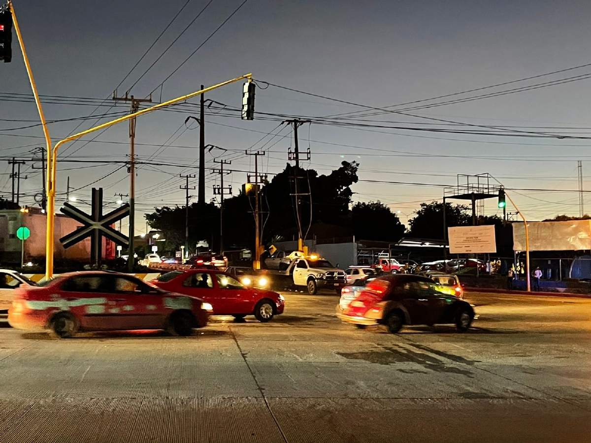 Choque en el bulevar Cuauhnáhuac deja un lesionado