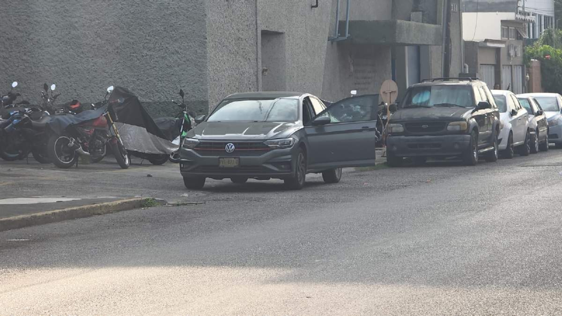 Hieren a automovilista en Cuernavaca