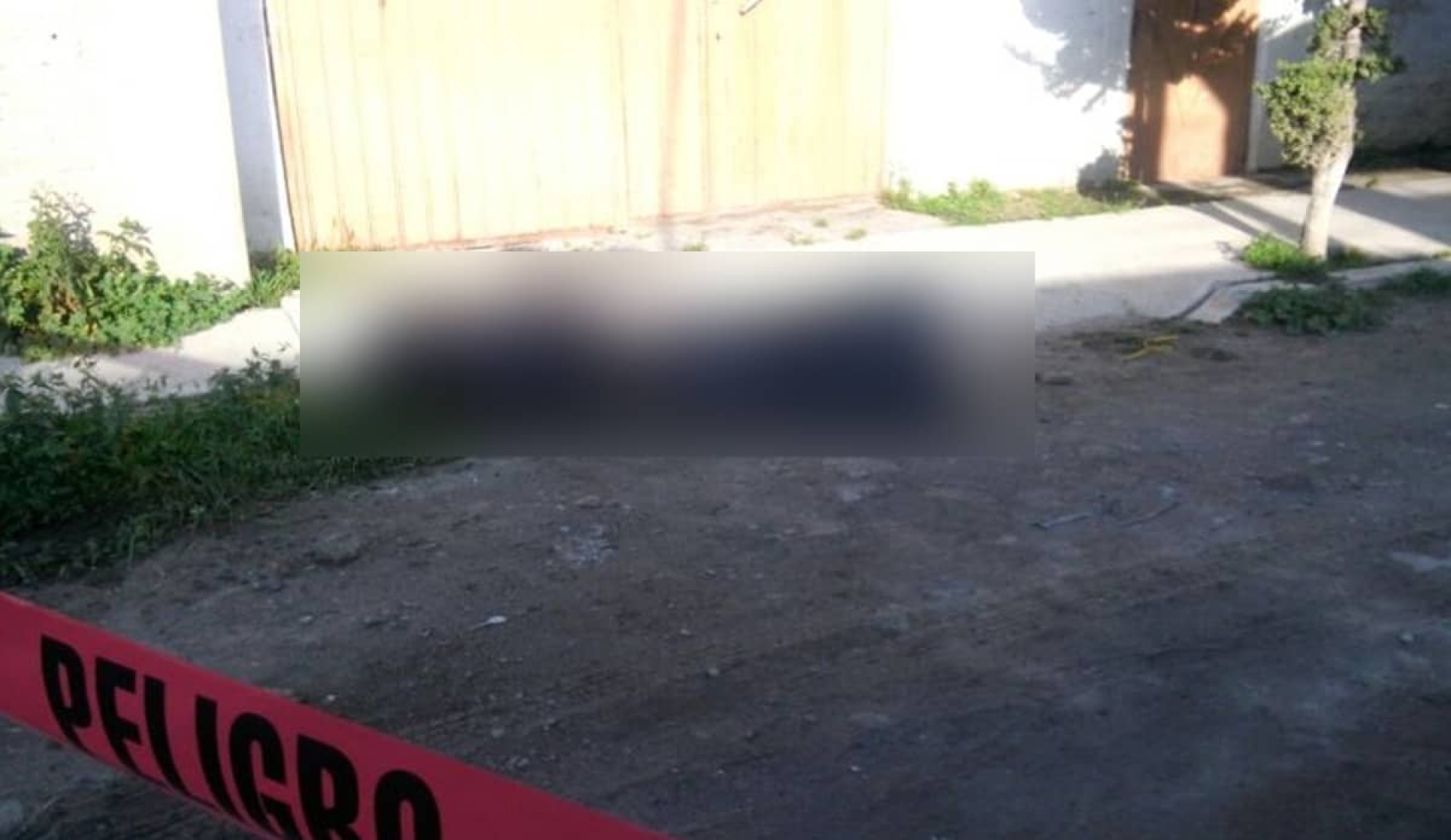 Tiran un cuerpo embolsado en Yecapixtla